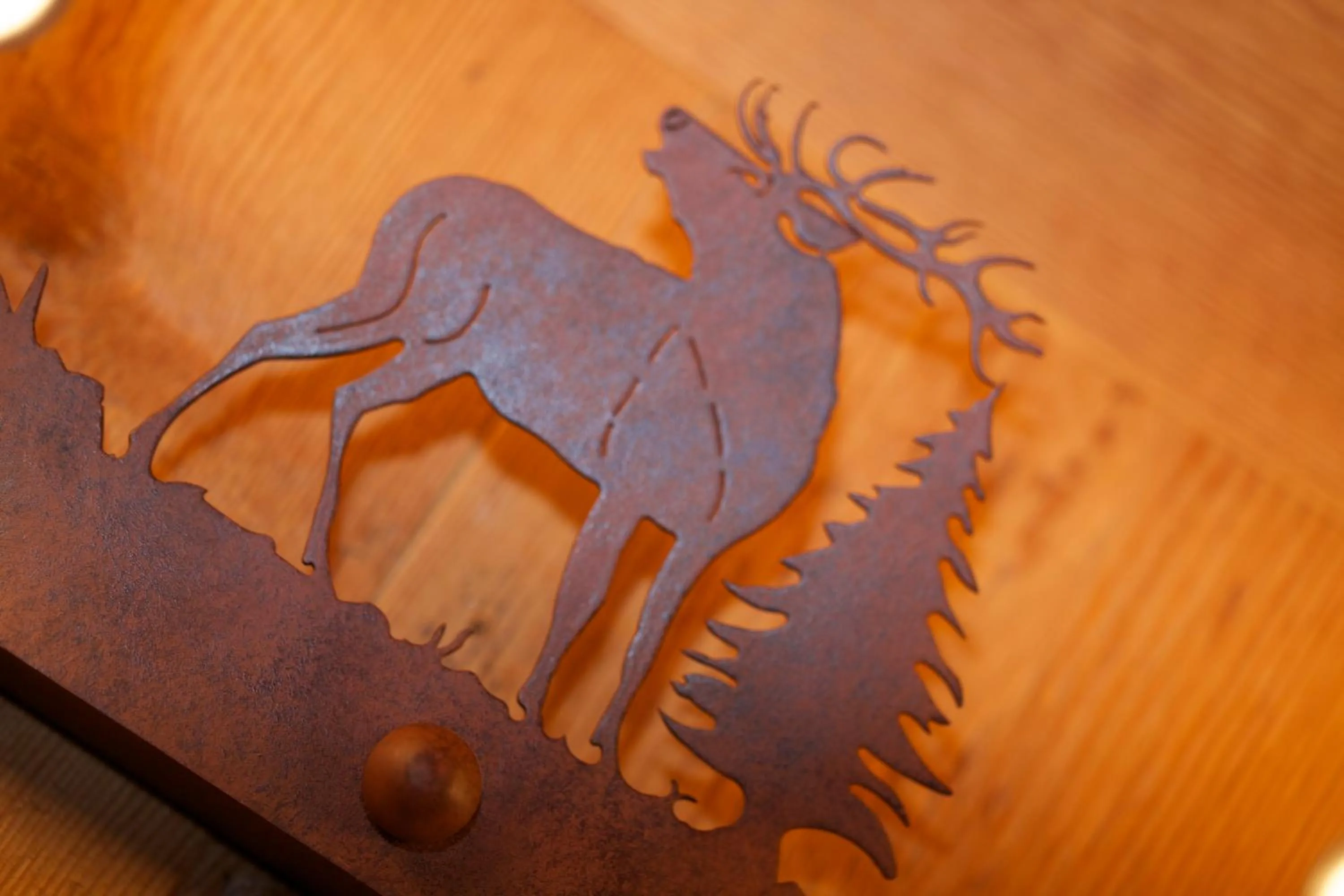 Decorative detail in La Maison Du Seigneur