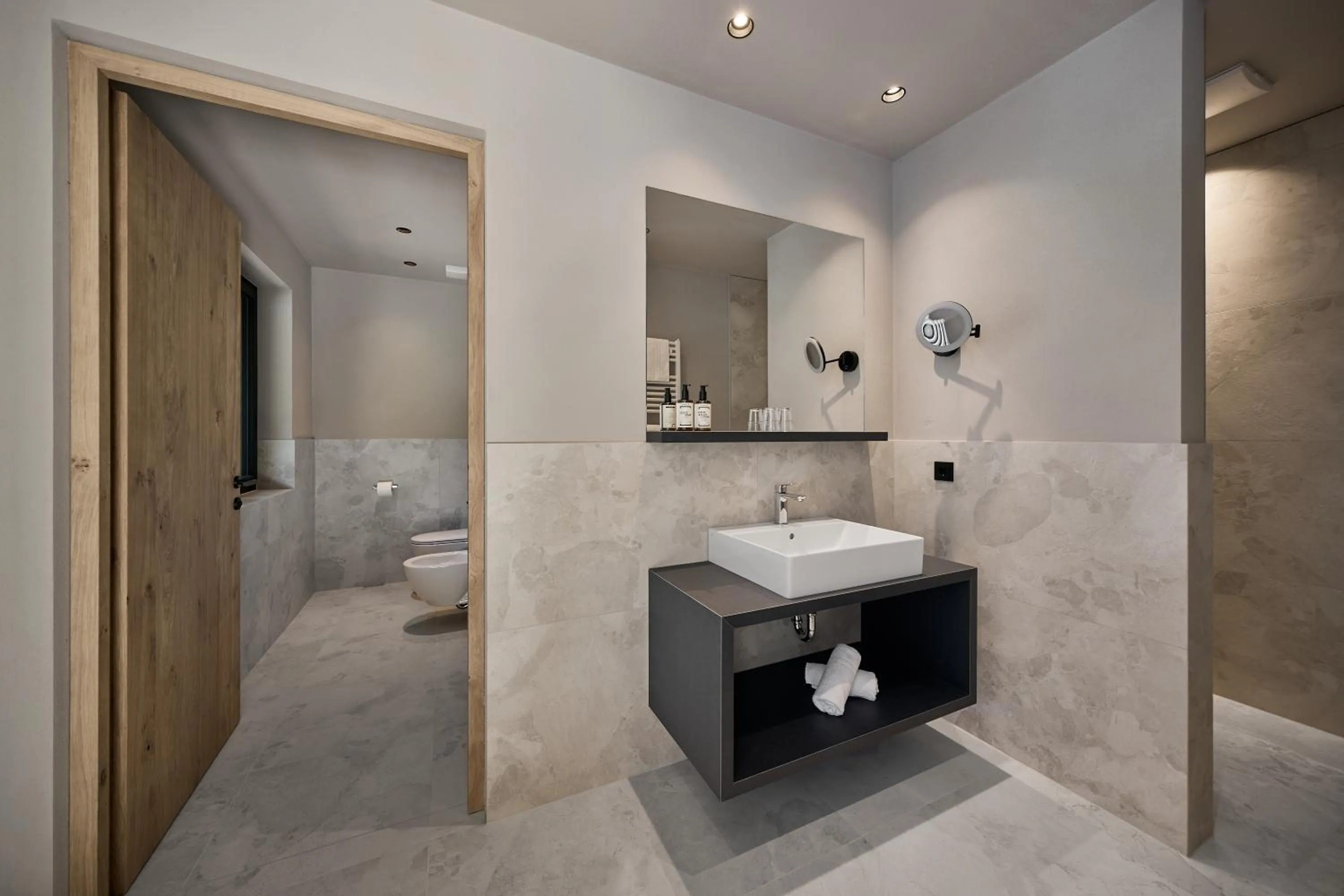 Photo of the whole room in Berghotel