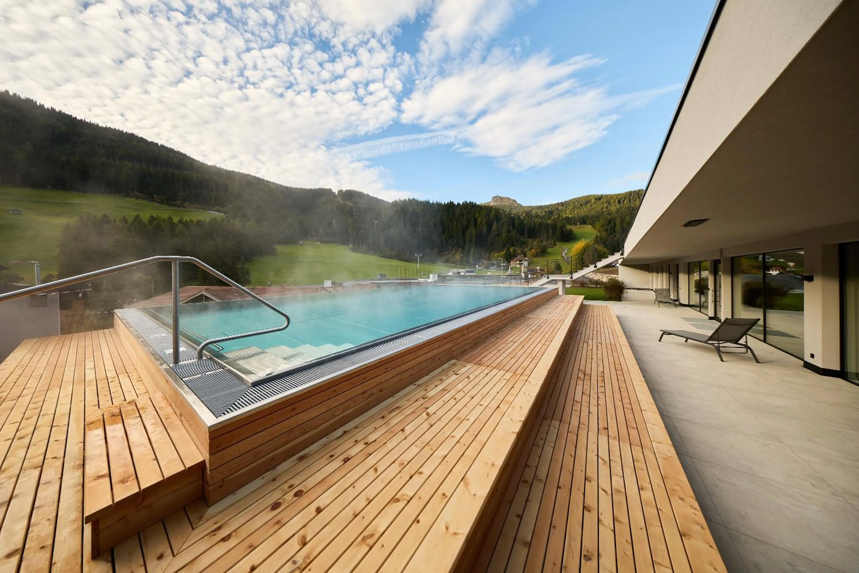Swimming pool in Berghotel