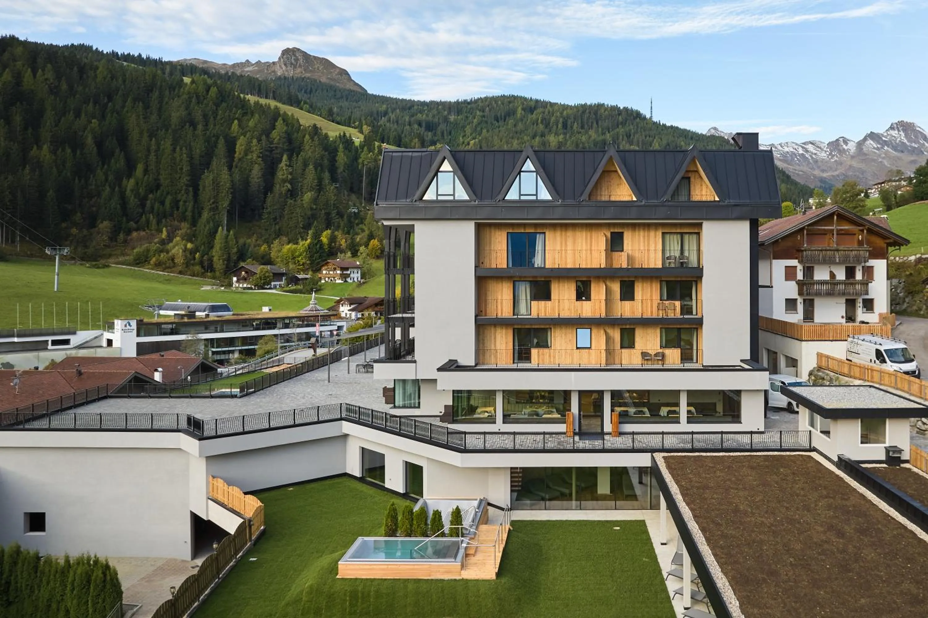 Property building in Berghotel