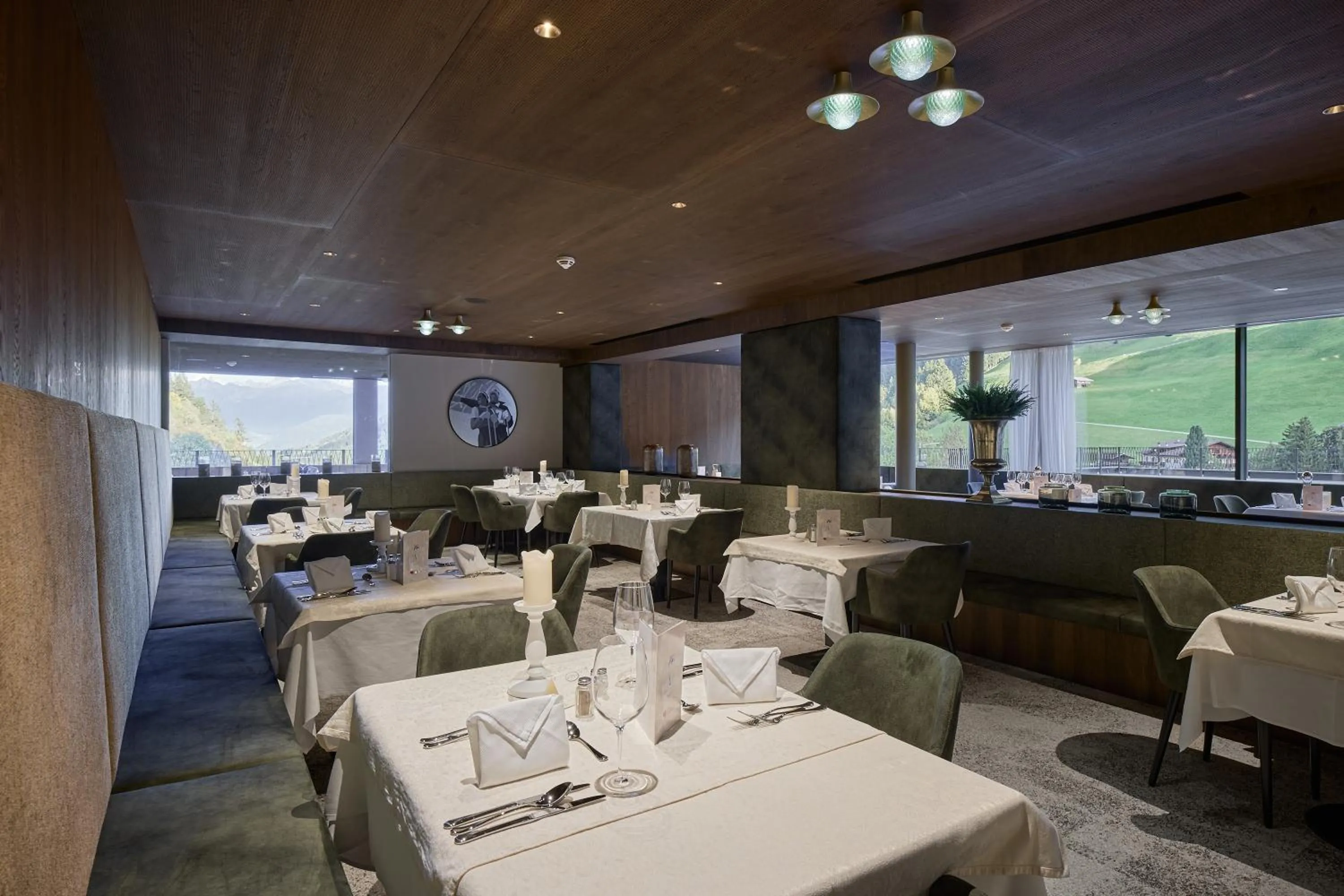 Restaurant/places to eat in Berghotel