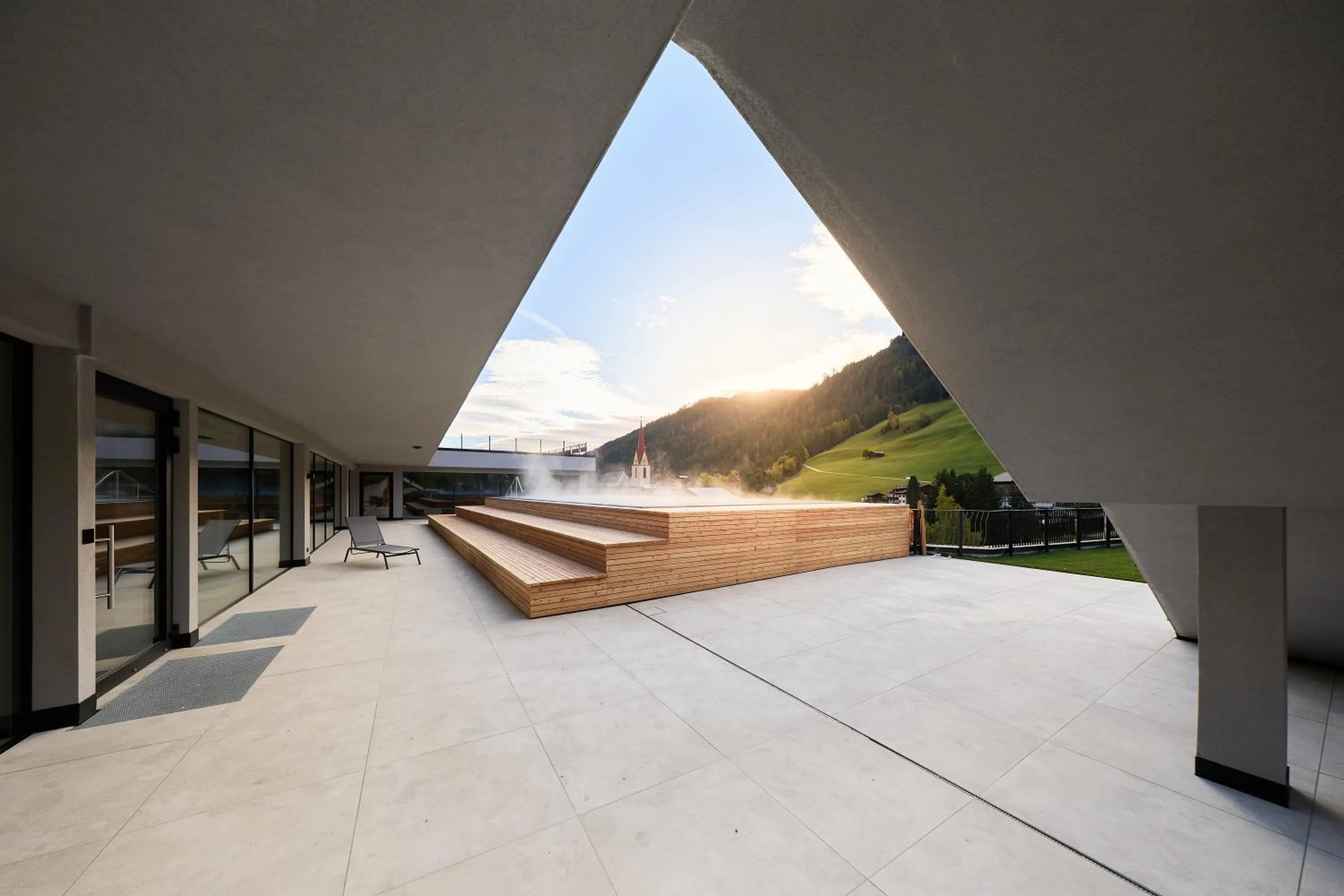 Swimming pool in Berghotel