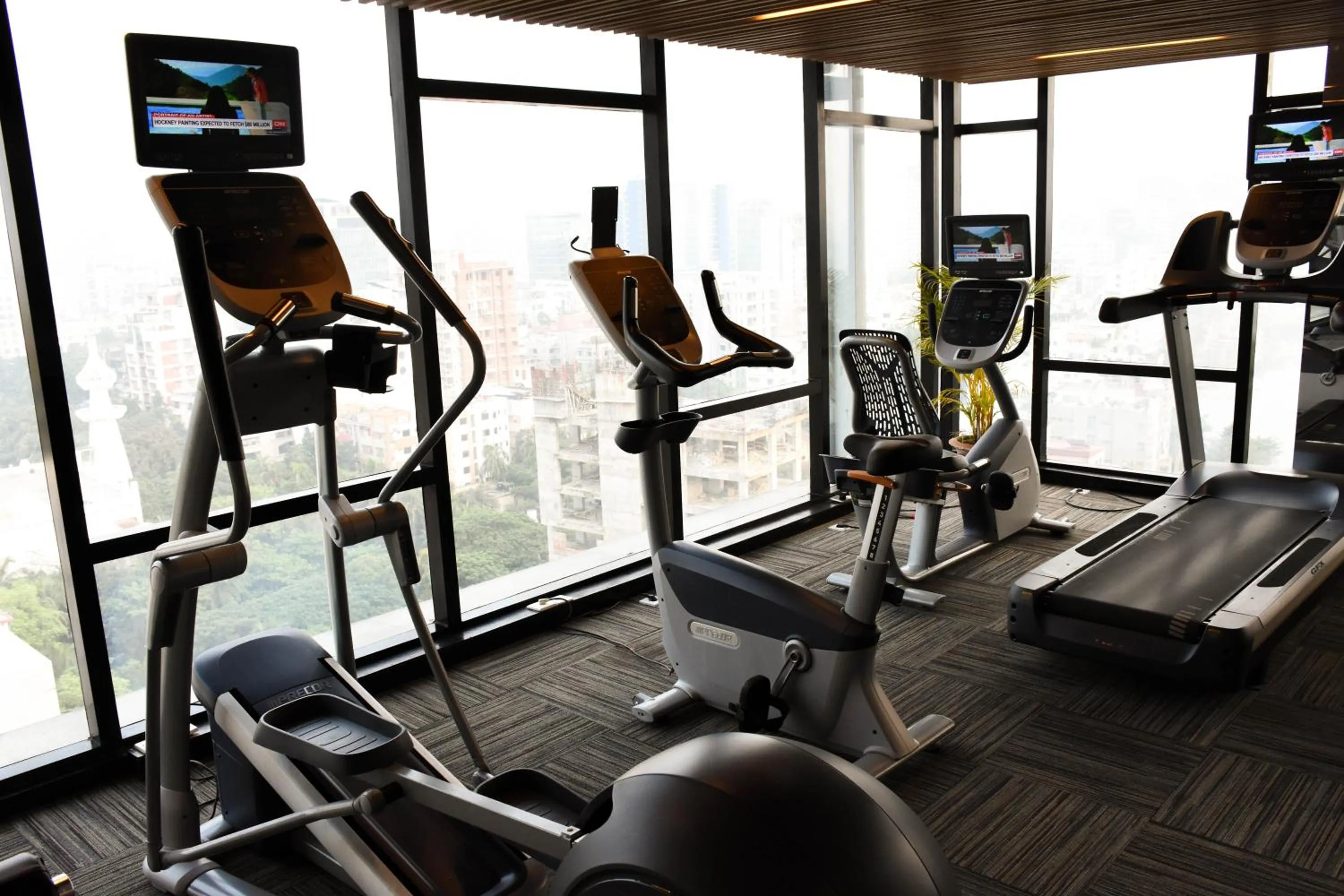 Fitness centre/facilities in Amari Dhaka