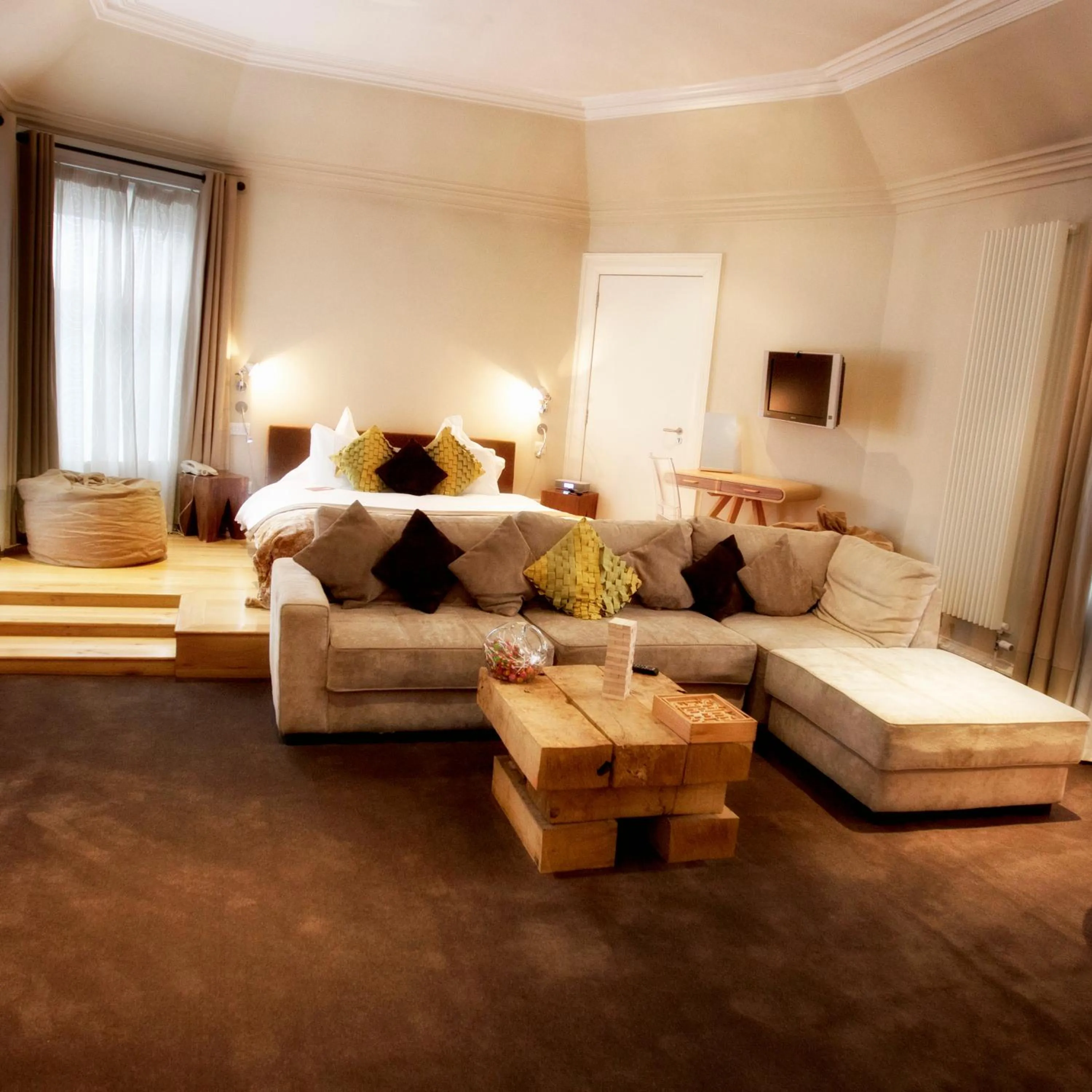 Living room, Seating Area in Carmelite Hotel; BW Signature Collection