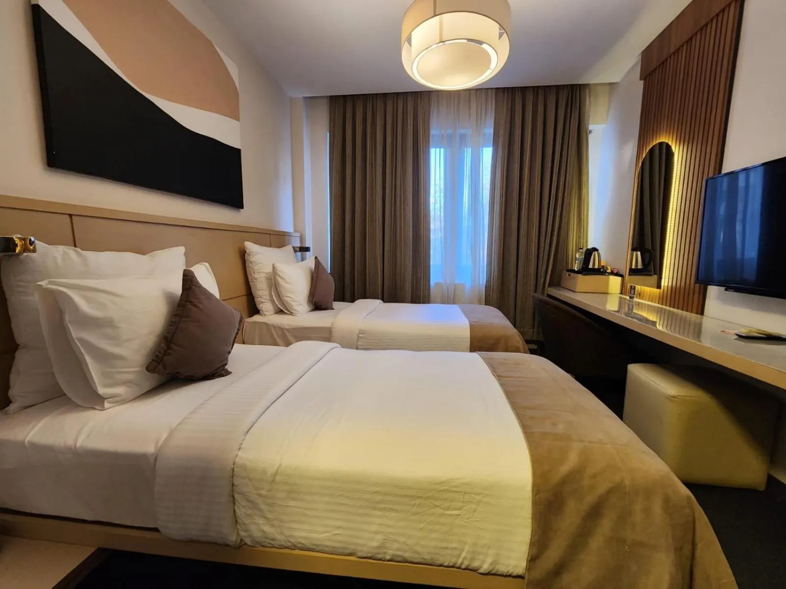 Photo of the whole room, Bed in Mahall Hotel