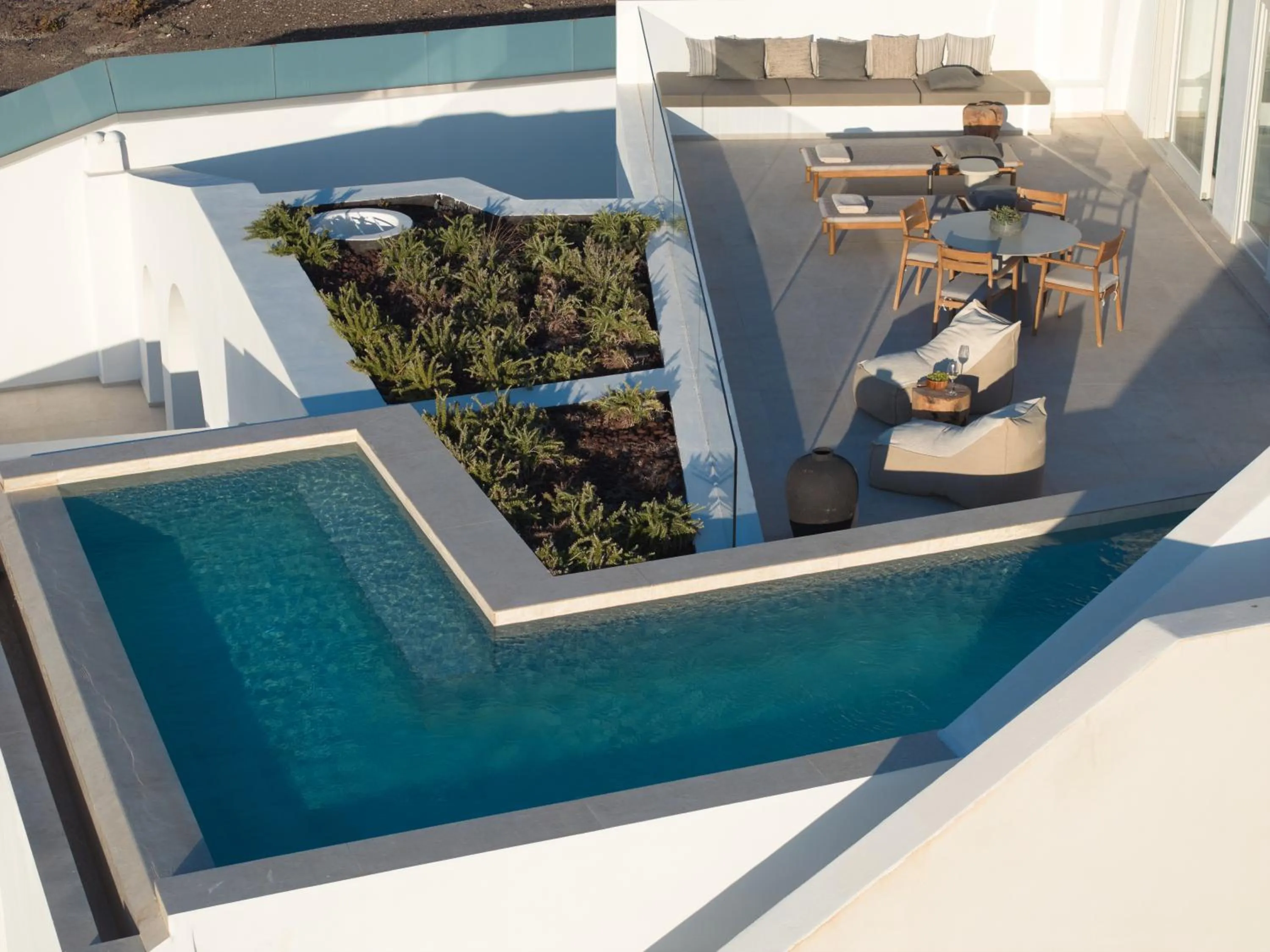 Patio in Omna Caldera Suites