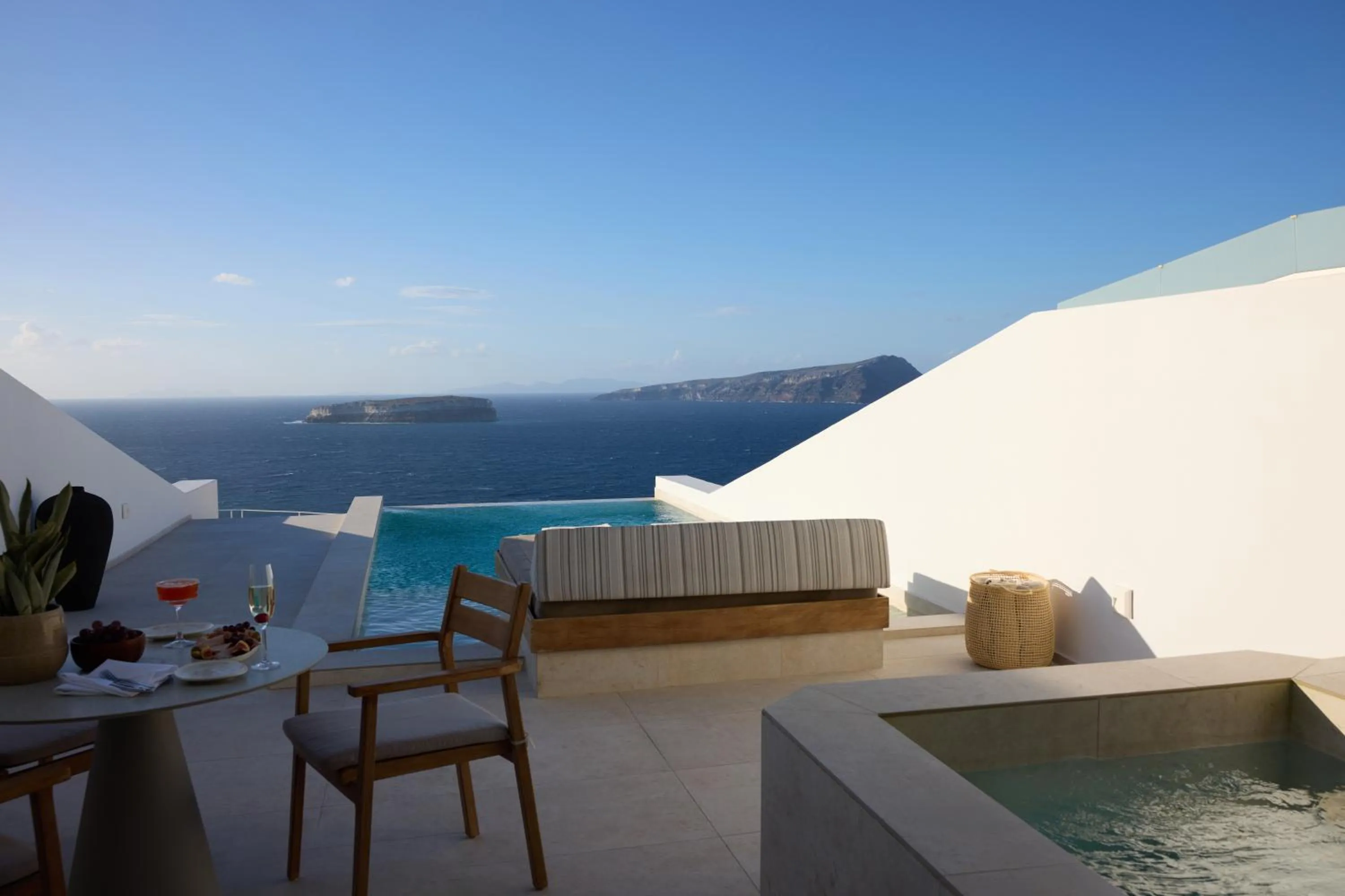 Patio in Omna Caldera Suites