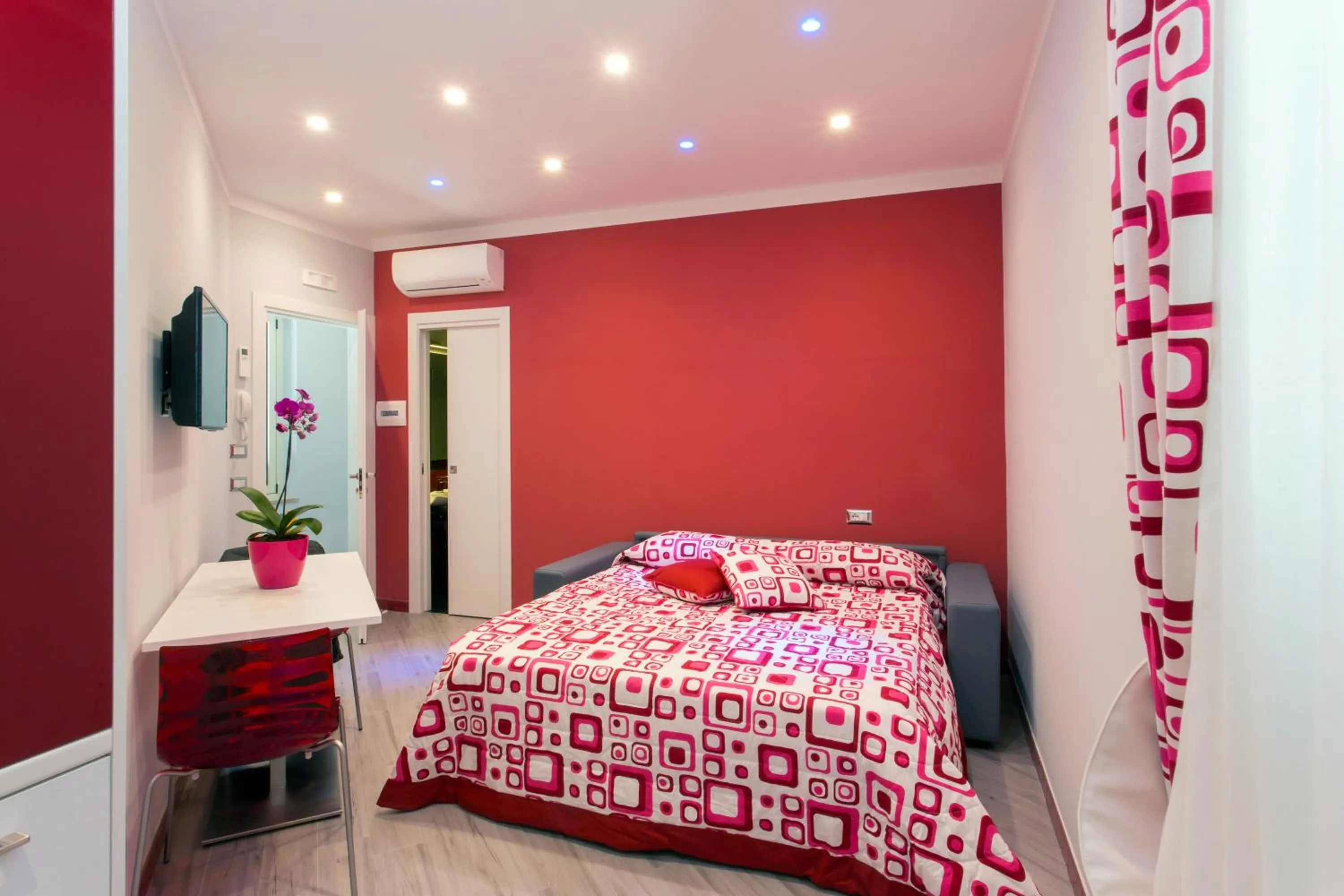 Photo of the whole room, Bed in Amalfi Apartments Design centro storico