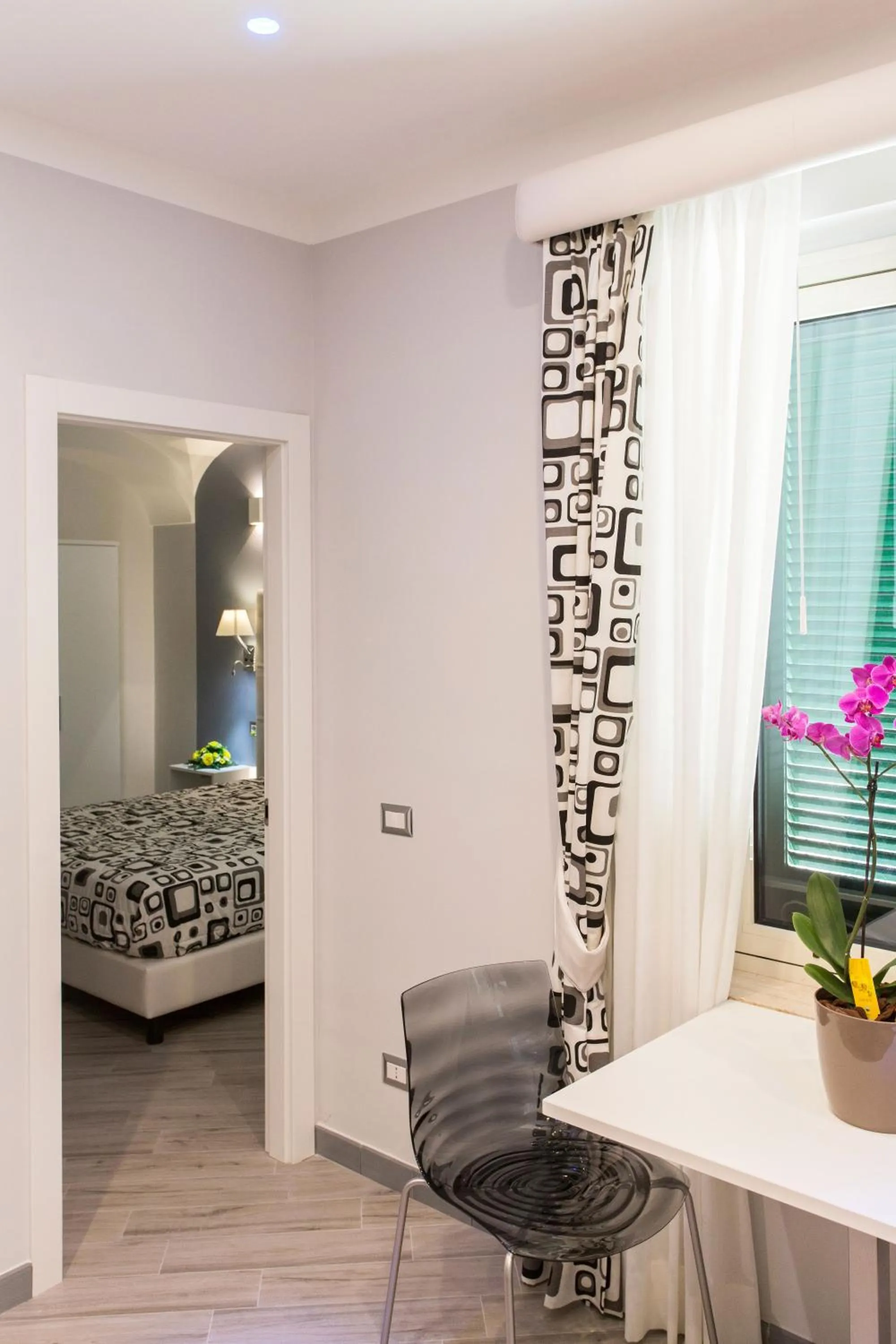 View (from property/room), Bed in Amalfi Apartments Design centro storico