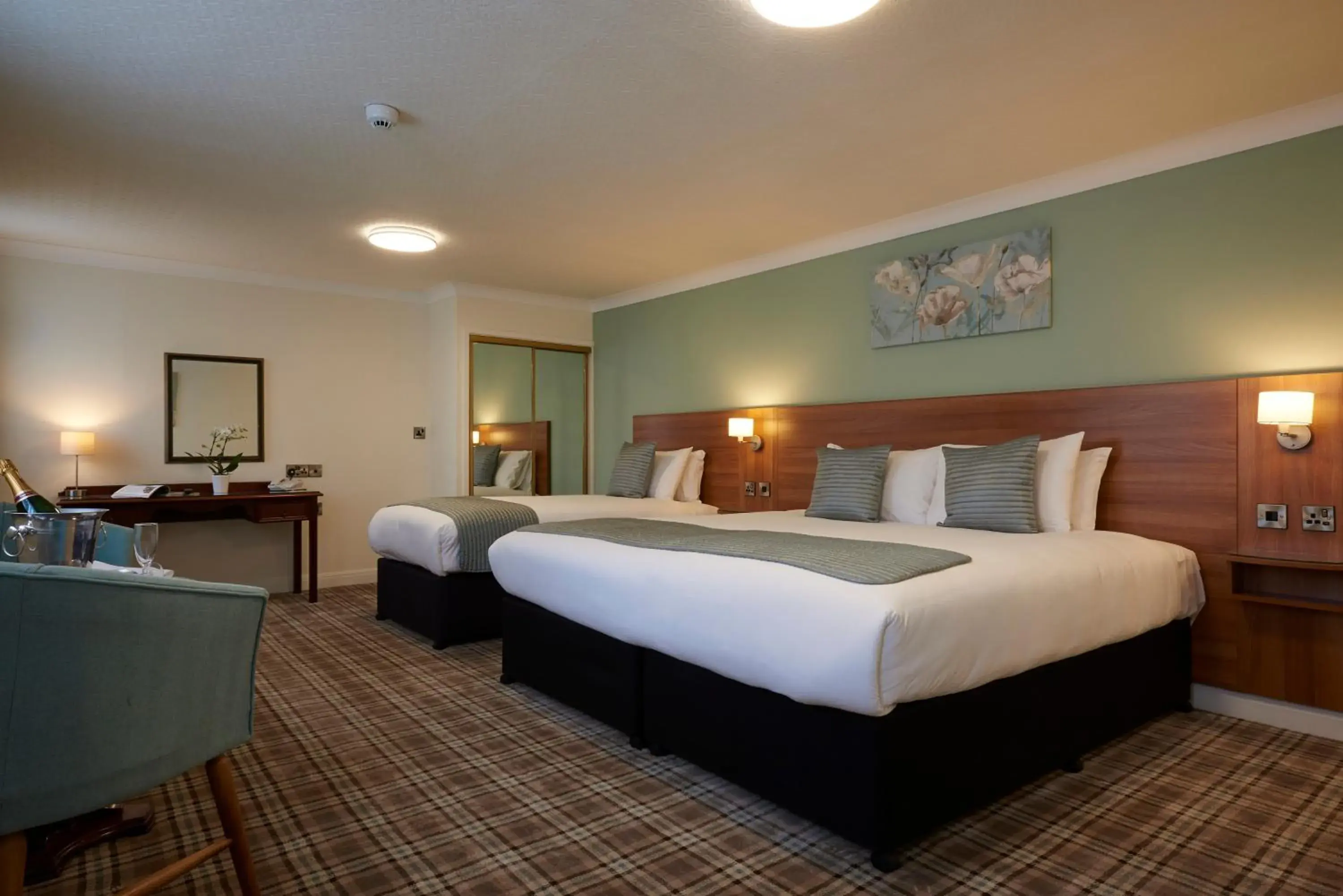 Executive Family Room in Last Drop Village Hotel & Spa Executive Family Room in Last Drop Village Hotel & Spa