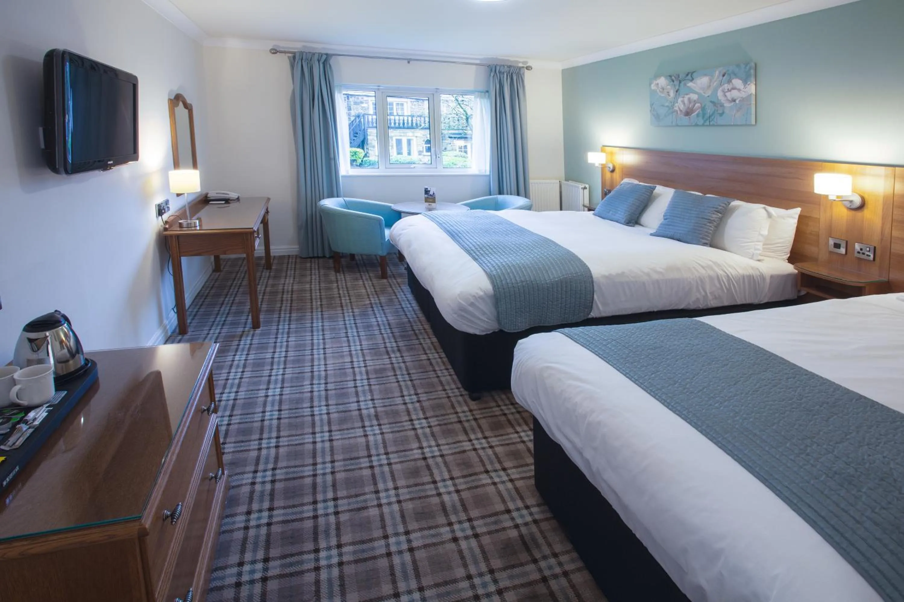 Bedroom, Bed in Last Drop Village Hotel & Spa