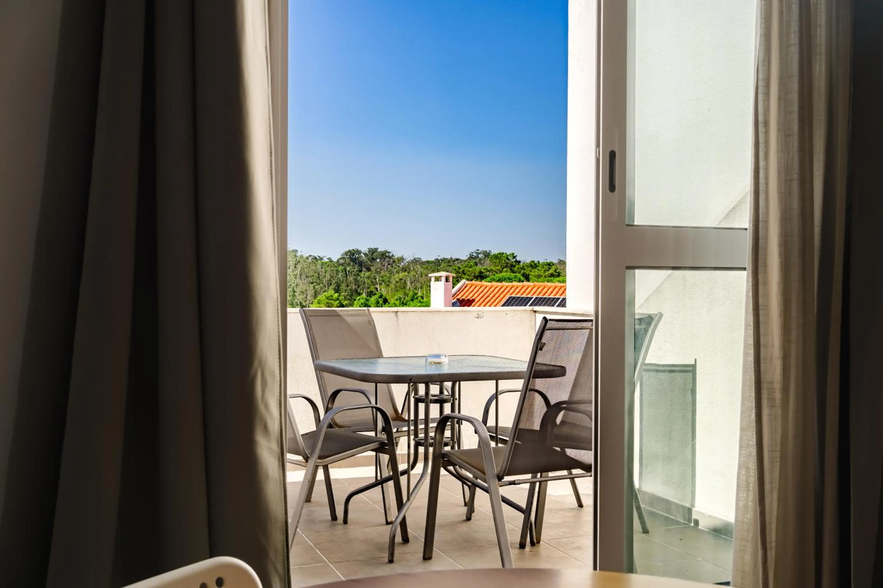 TV and multimedia in Villa Paraíso da Caparica