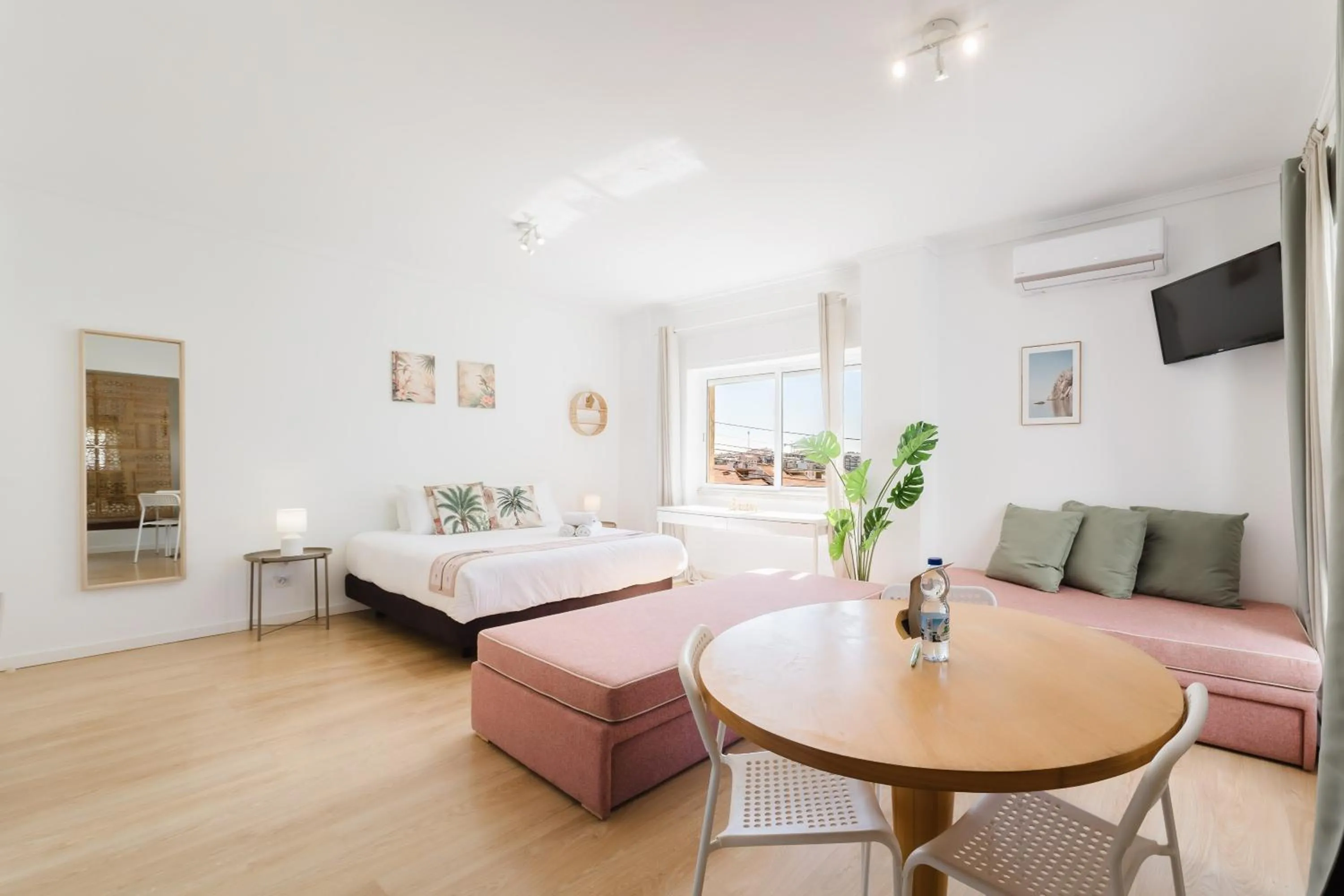 TV and multimedia, Bed in Villa Paraíso da Caparica