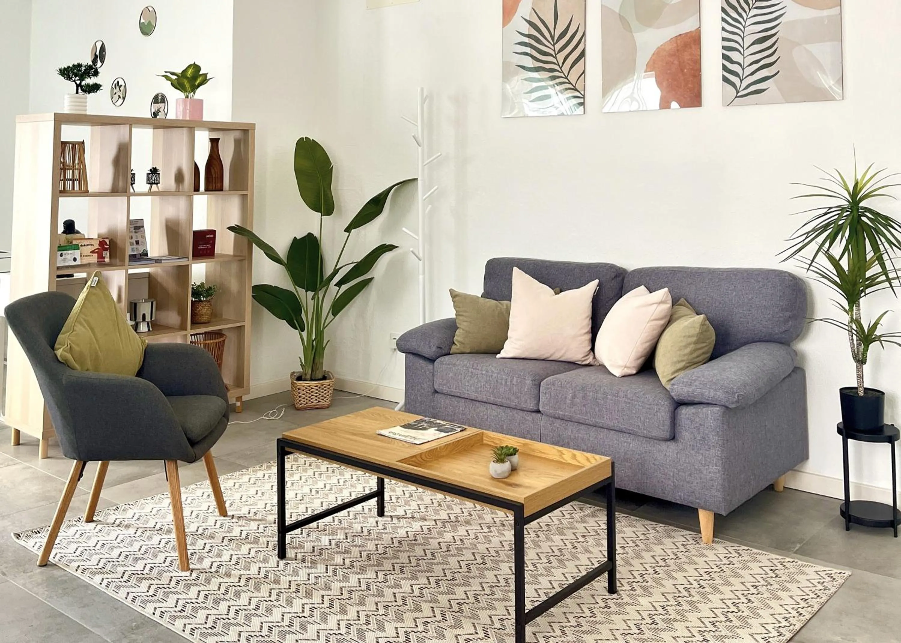 Library in Villa Paraíso da Caparica