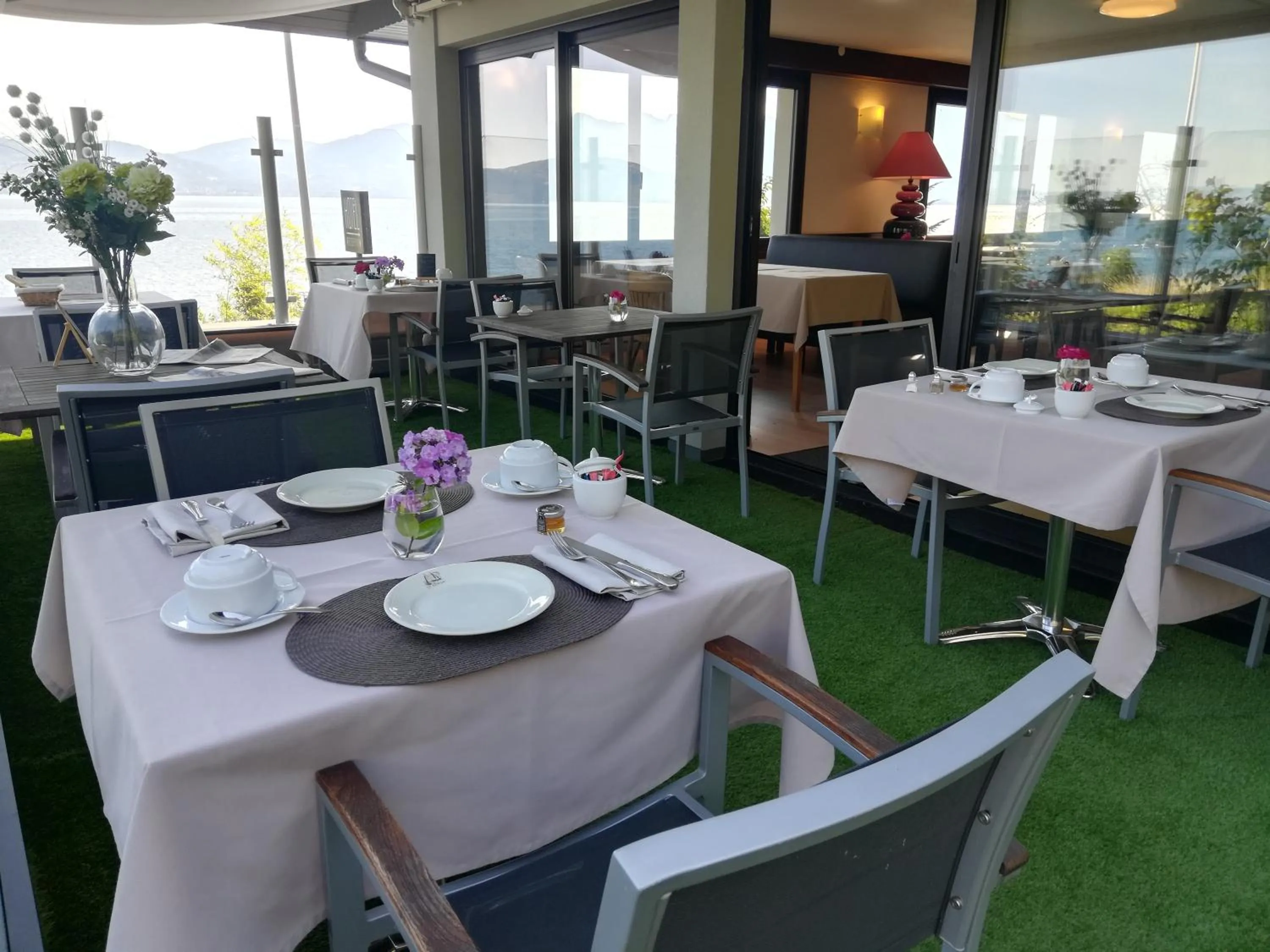 Balcony/Terrace in Hotel Le Léman