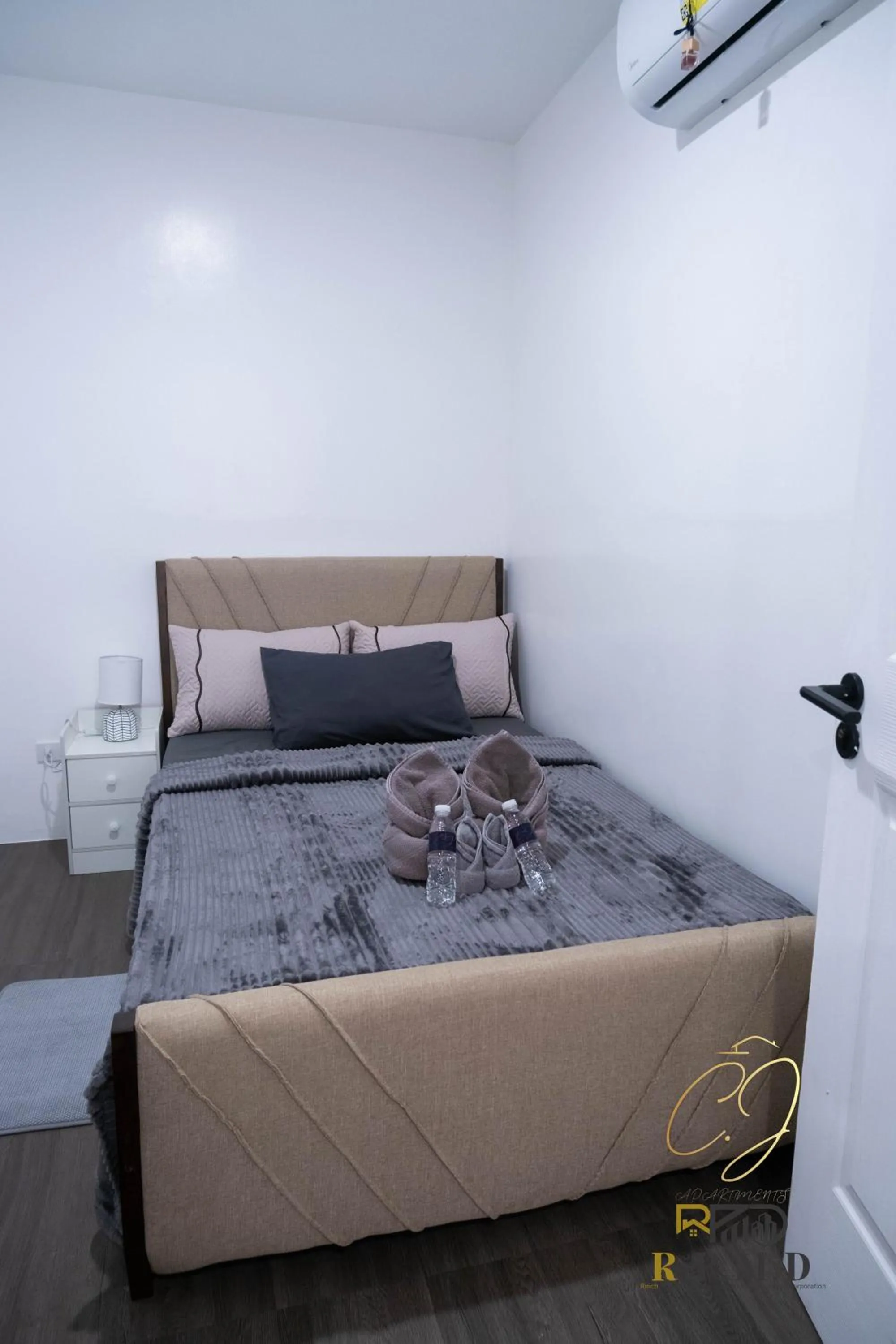 Bedroom, Bed in CJ Apartments