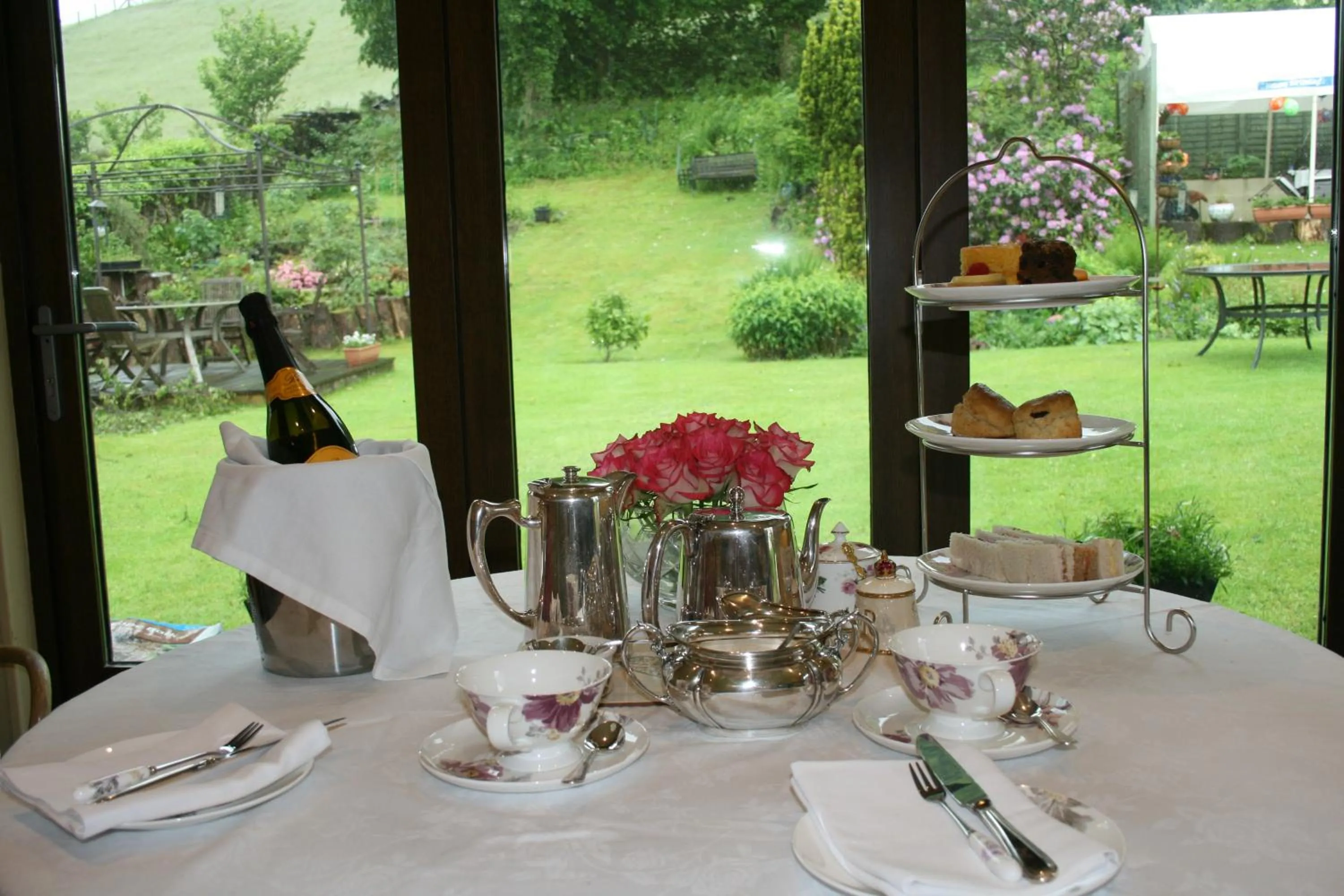 Dining area in School House Cottage B&B and tea garden