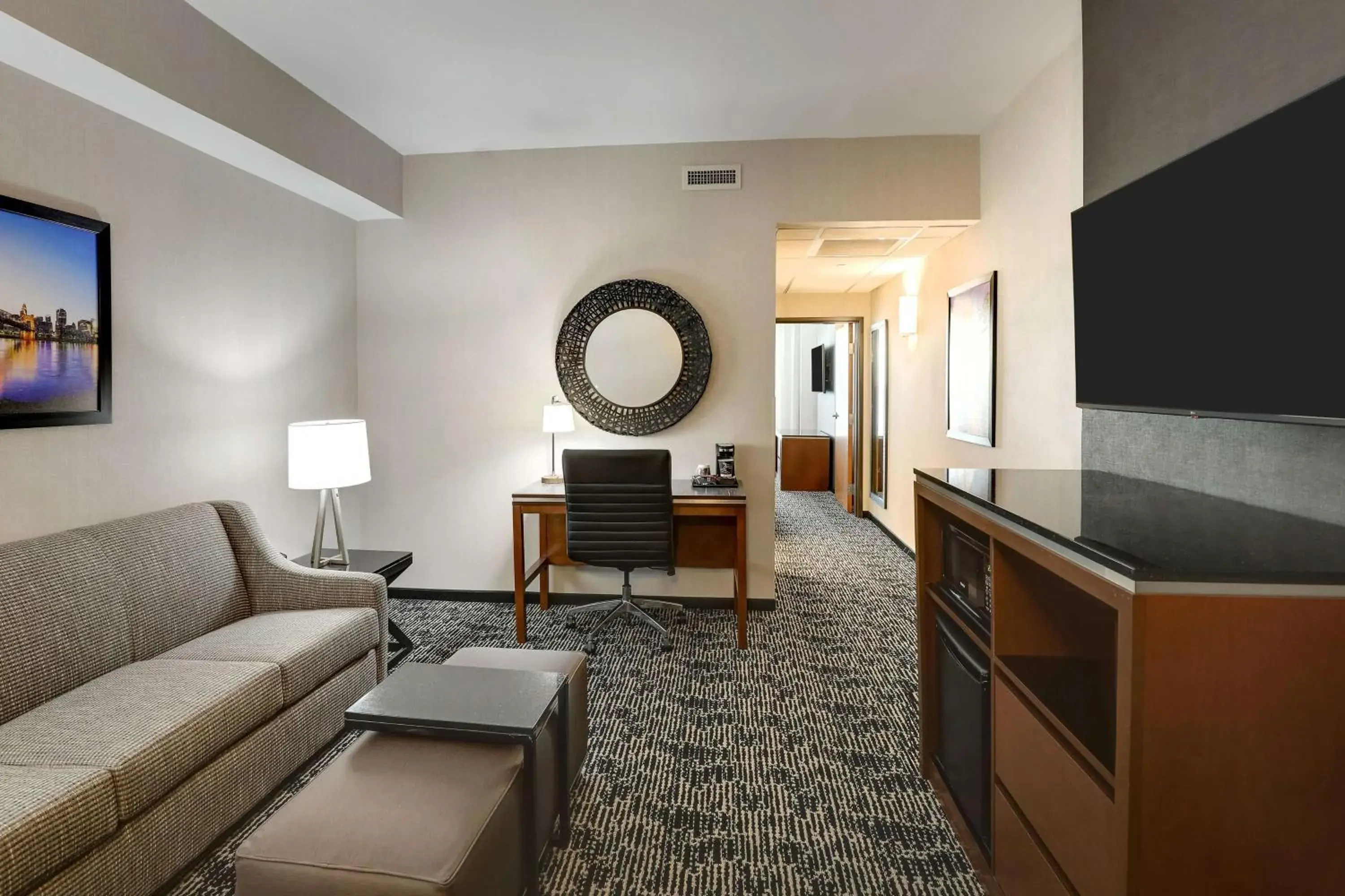 Bedroom in Drury Plaza Hotel Cincinnati Florence Bedroom in Drury Plaza Hotel Cincinnati Florence