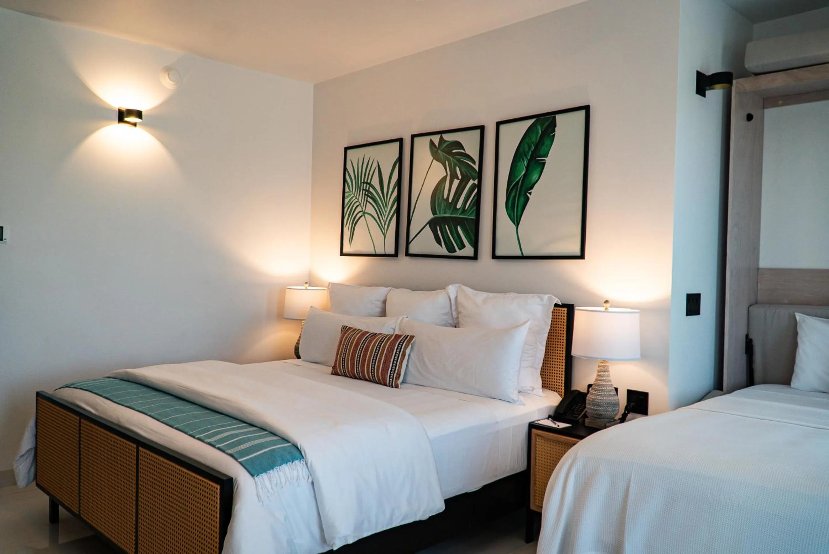 Bed in Flamboyan Hotel & Residences