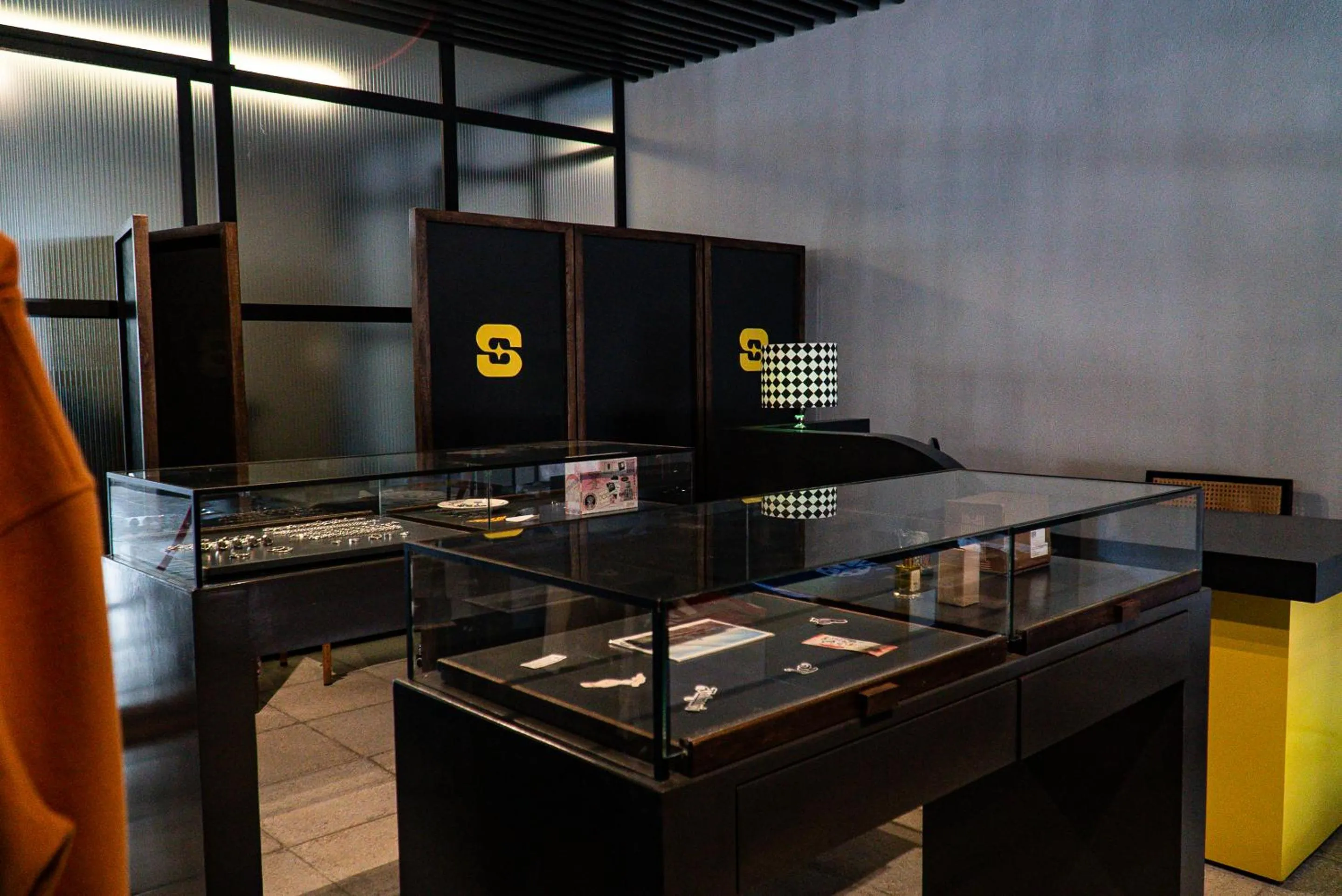 On-site shops in Flamboyan Hotel & Residences