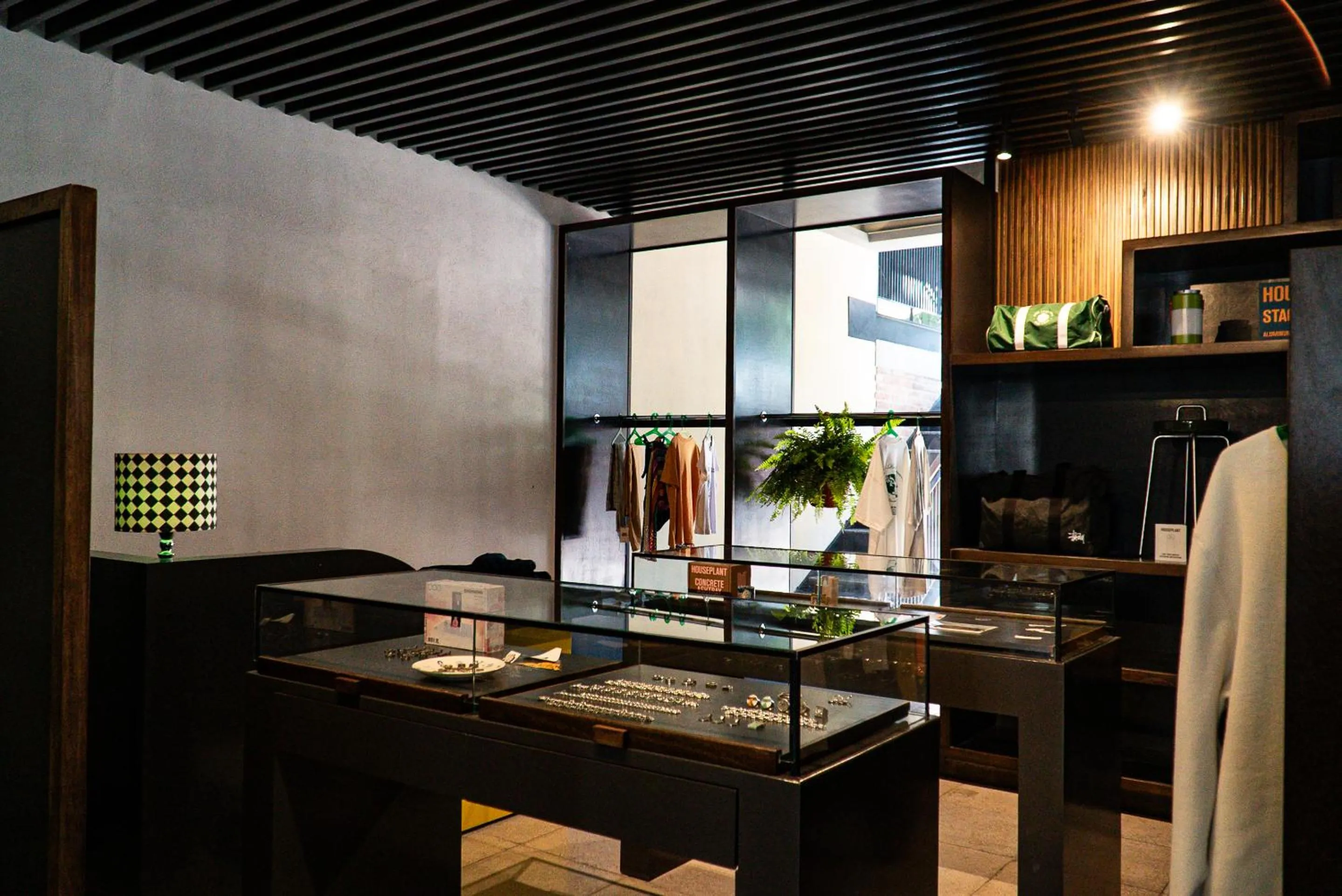 On-site shops in Flamboyan Hotel & Residences