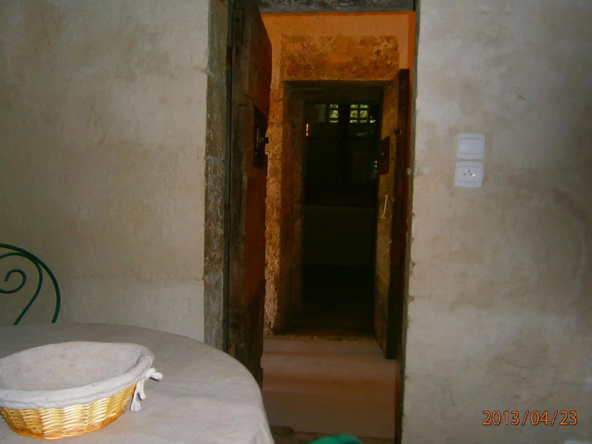 Dining area in La Tour Beauvoir