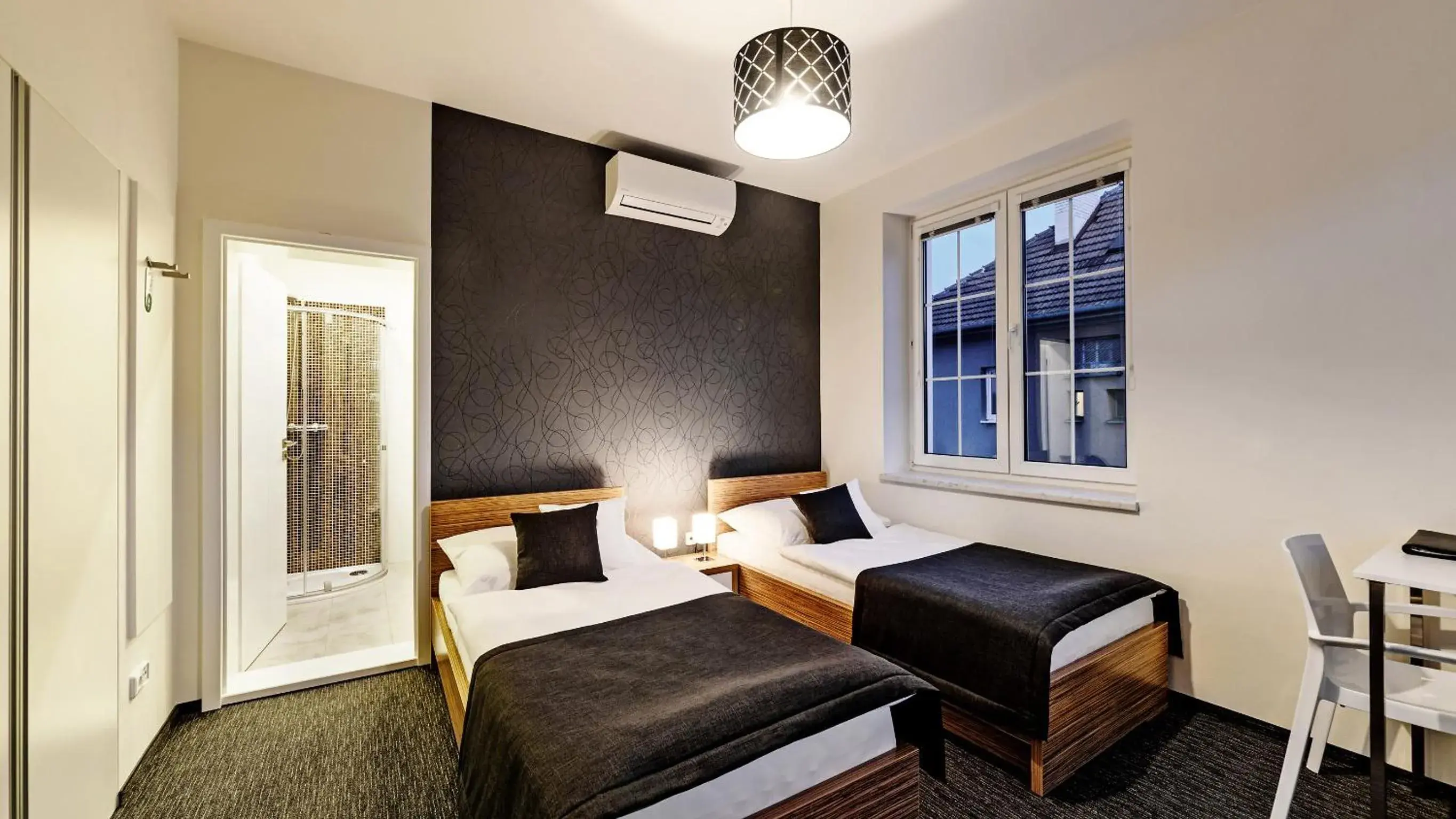 Double or Twin Room with Bathroom - single occupancy in Penzion Bird's Nest Double or Twin Room with Bathroom - single occupancy in Penzion Bird's Nest