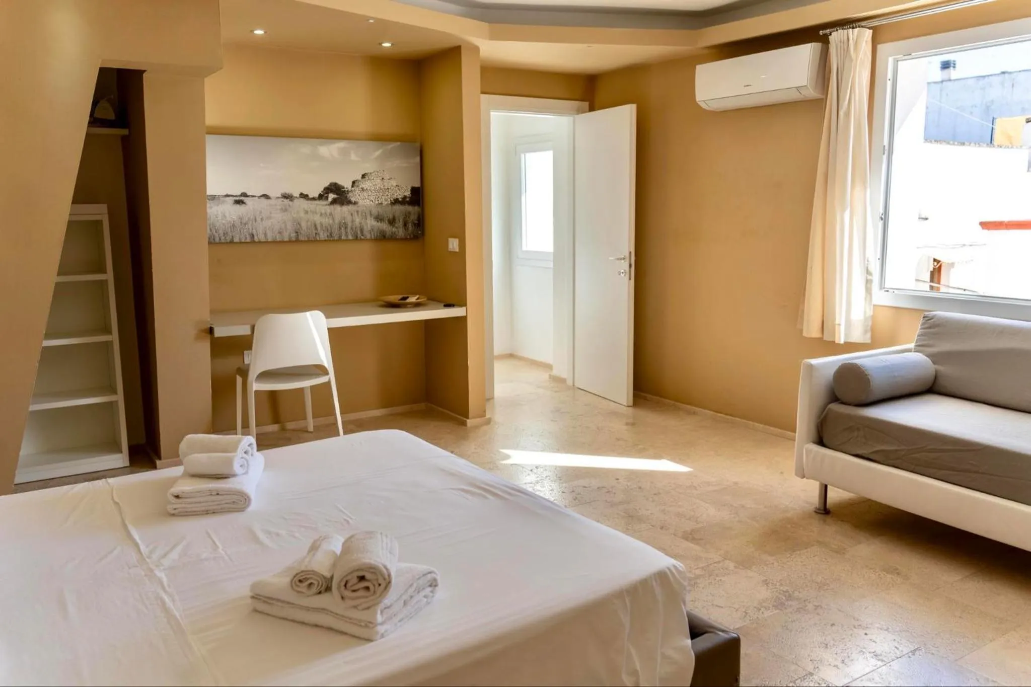 Bedroom, Bed in TS Residence