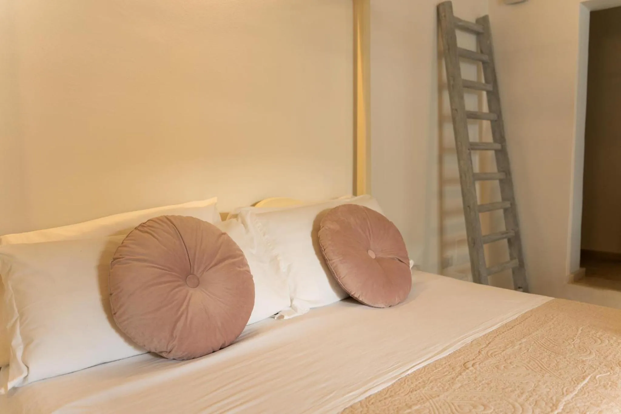 Bedroom, Bed in TS Residence