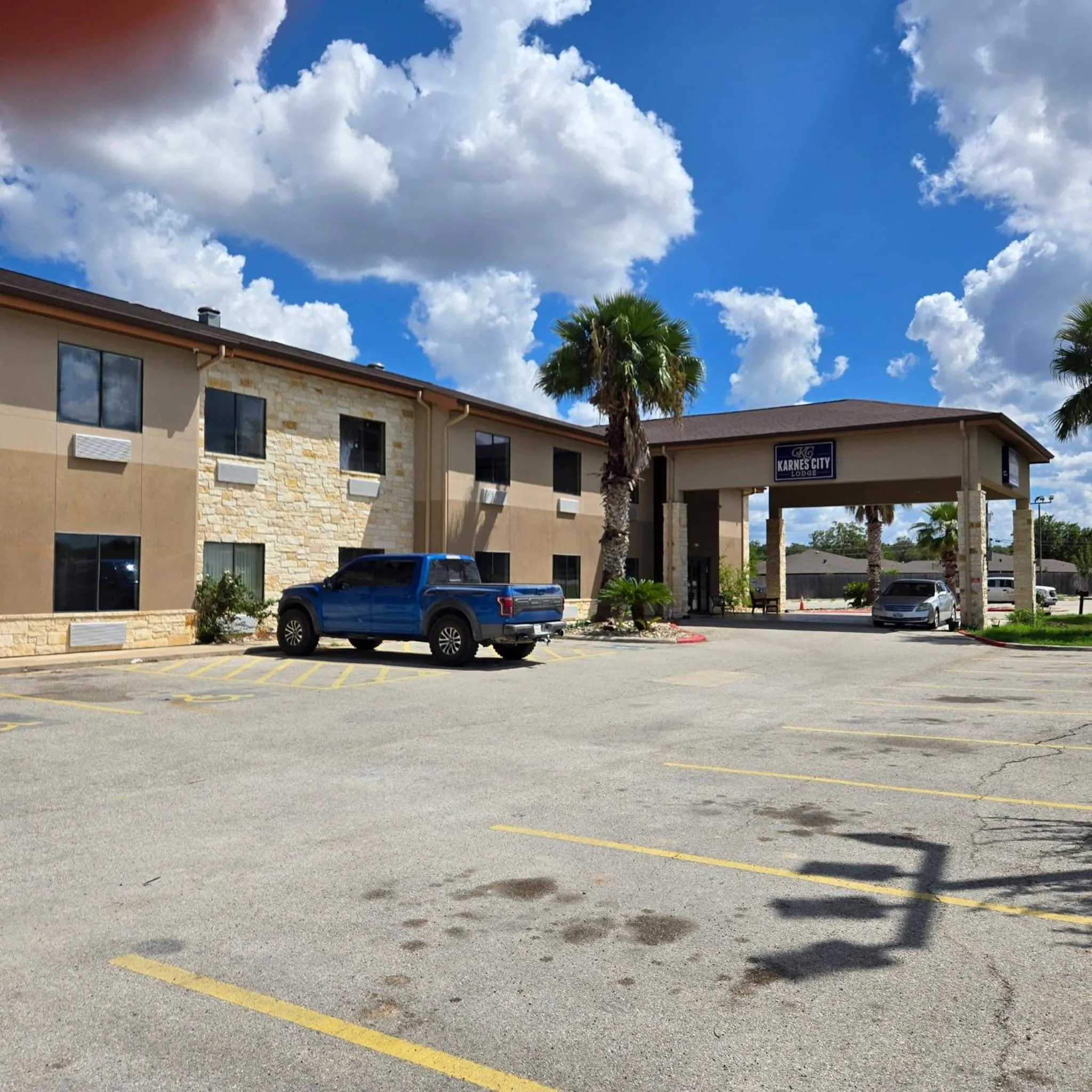 On site in Karnes City Lodge