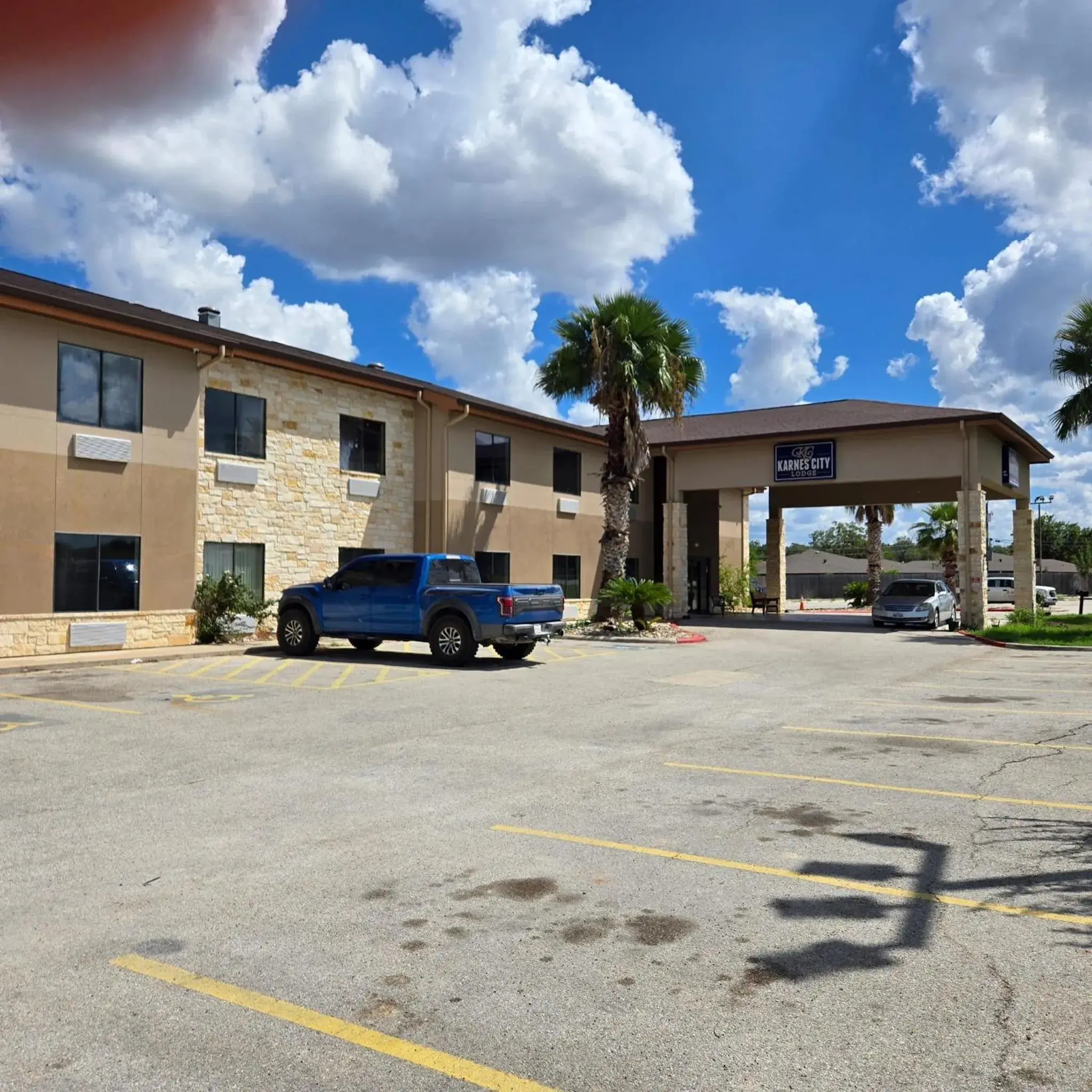 On site in Karnes City Lodge On site in Karnes City Lodge