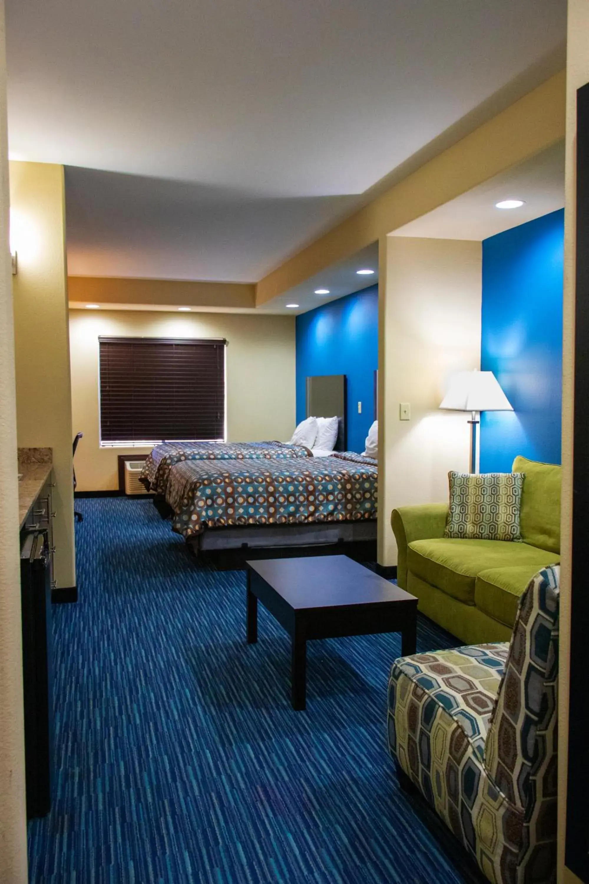 2 Queen Beds Suite Non-Smoking in Karnes City Lodge 2 Queen Beds Suite Non-Smoking in Karnes City Lodge