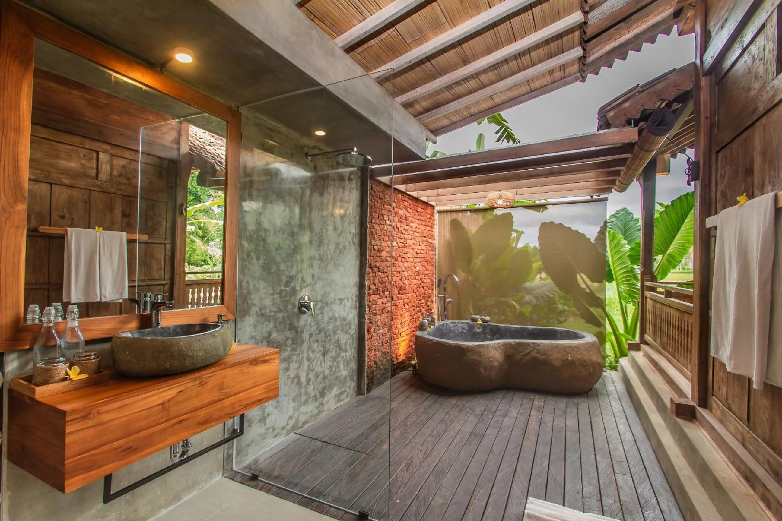 Bathroom in TUJUH Angel by GenuineHost