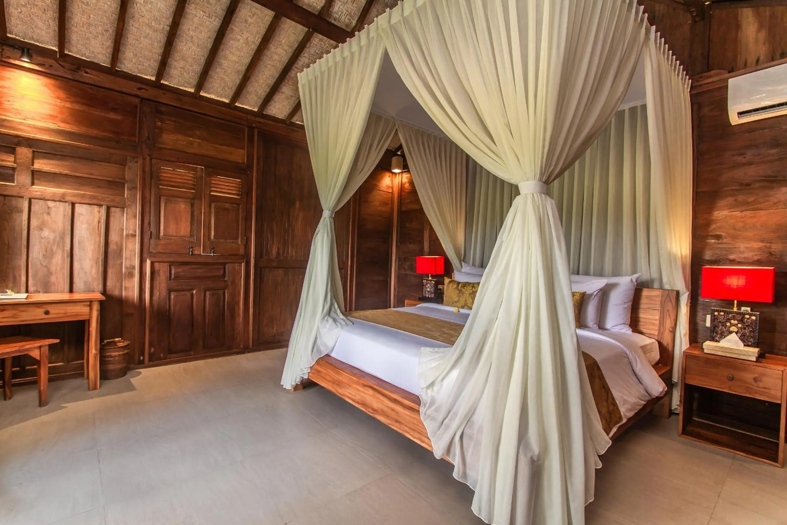 Bedroom, Bed in TUJUH Angel by GenuineHost