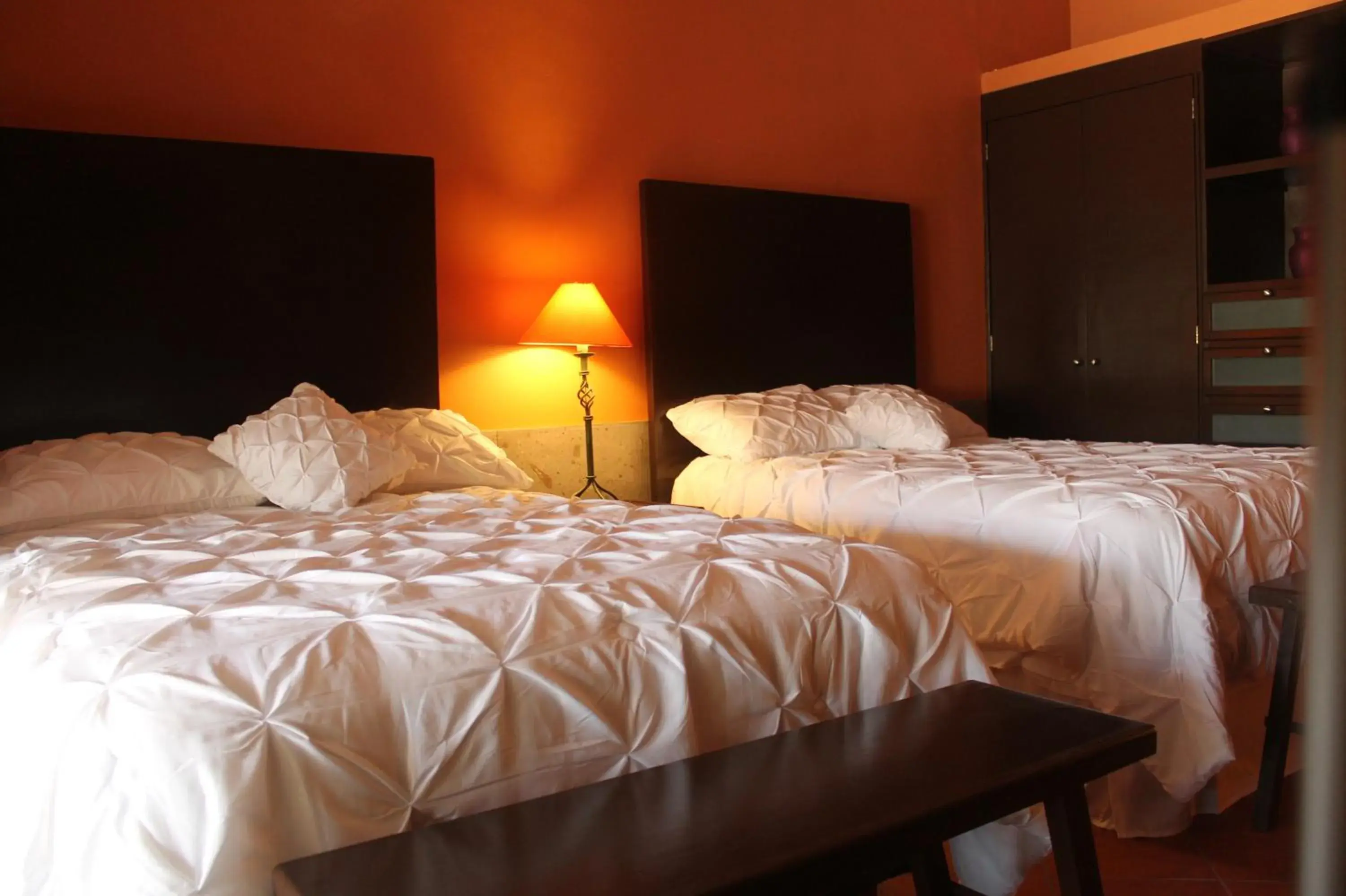 Six-Bedroom House in Hotel Art Gallery Casona de los Milagros Six-Bedroom House in Hotel Art Gallery Casona de los Milagros