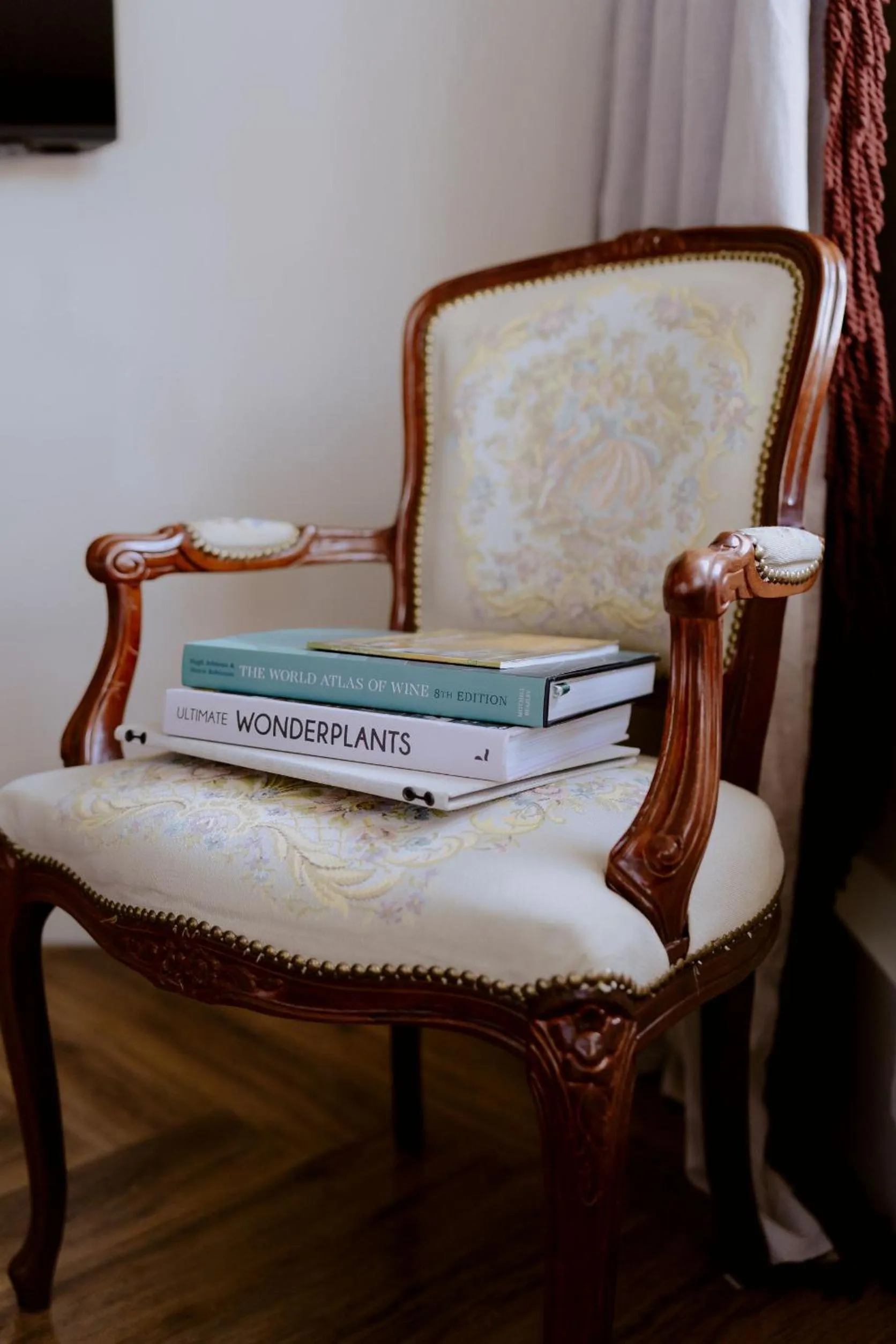 Library in Boetiekhotel De Kastanjehof