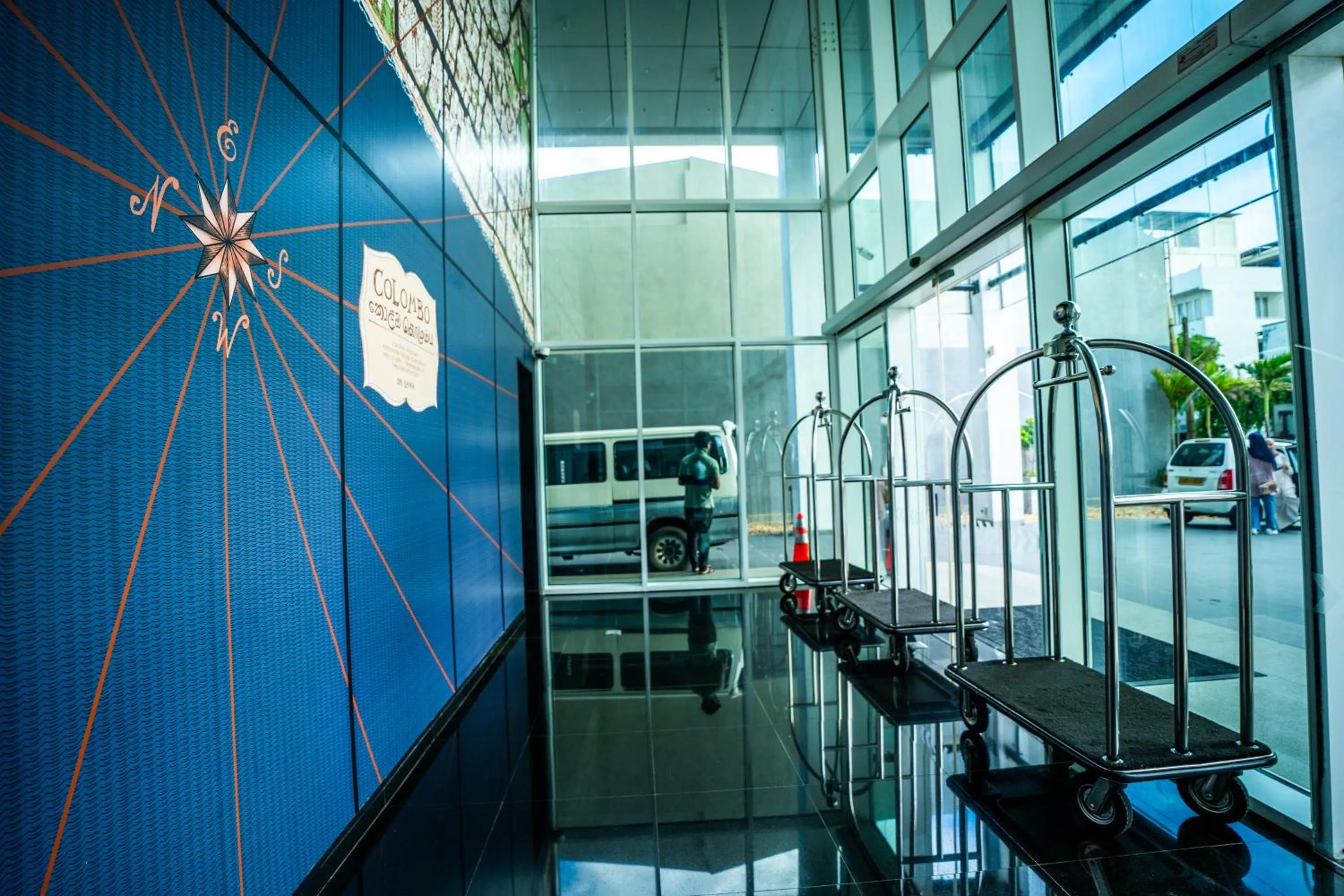 concierge in Sofia Colombo City Hotel