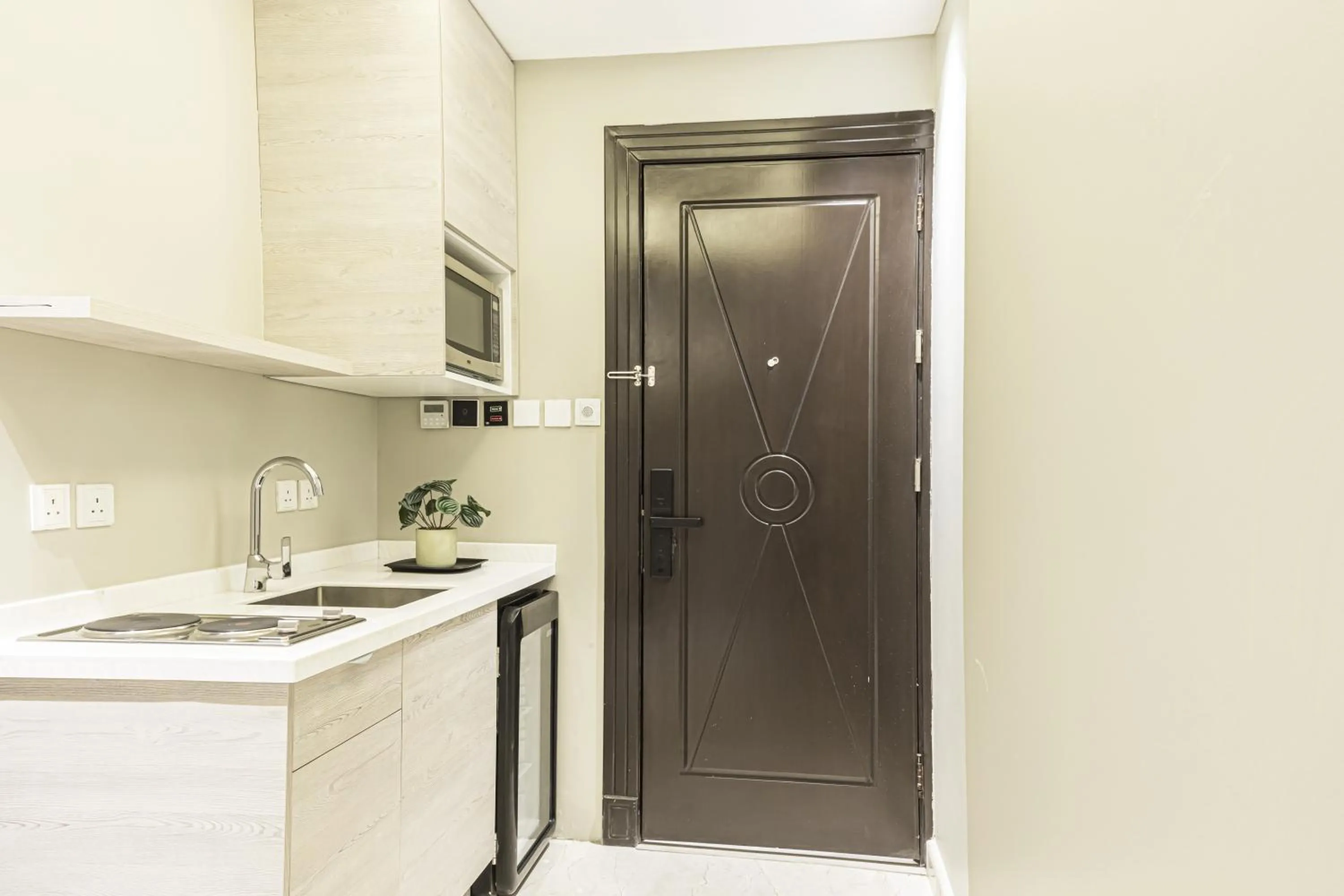 Kitchen or kitchenette in Stella Stays Olaya Tower 1
