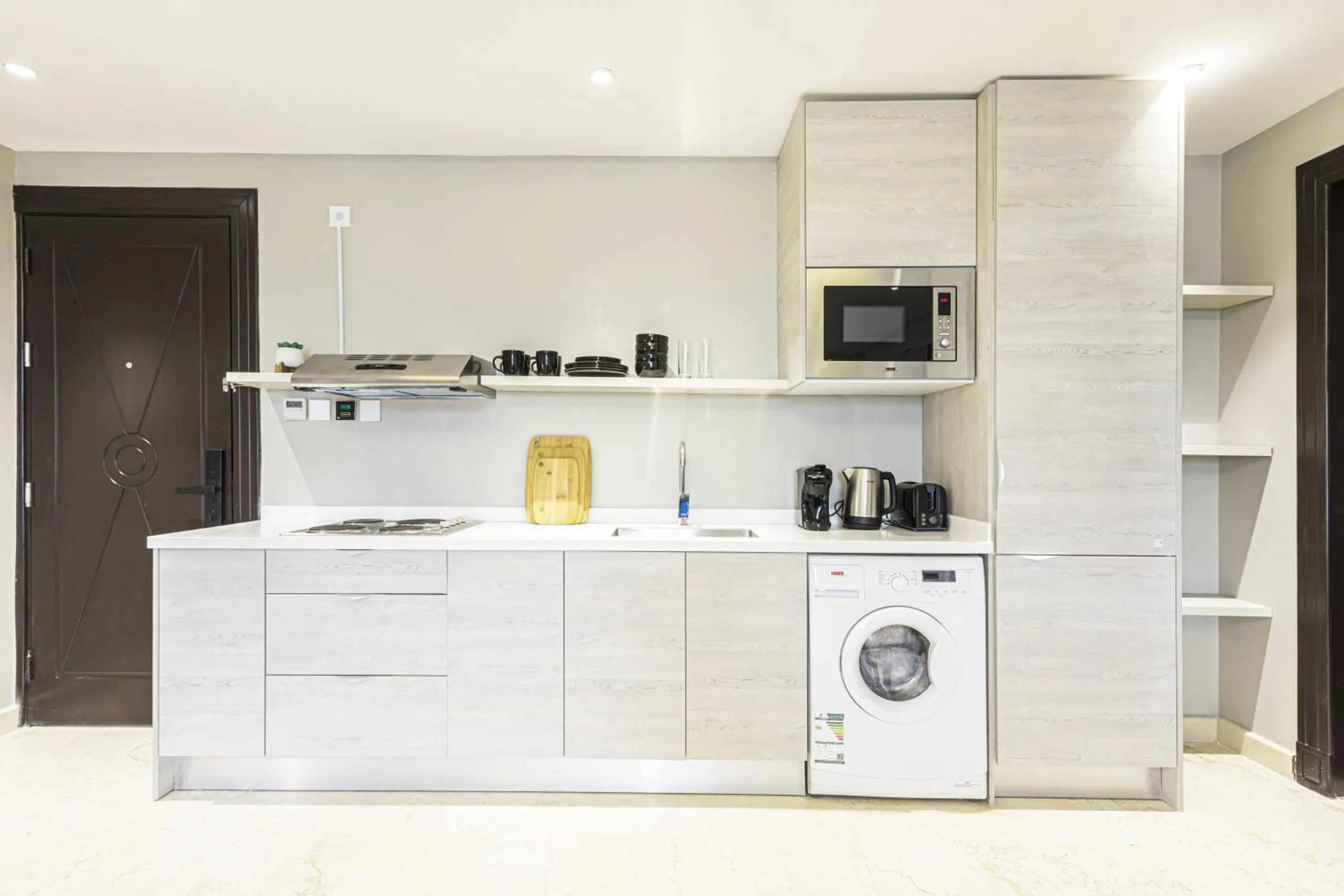 Kitchen or kitchenette in Stella Stays Olaya Tower 1
