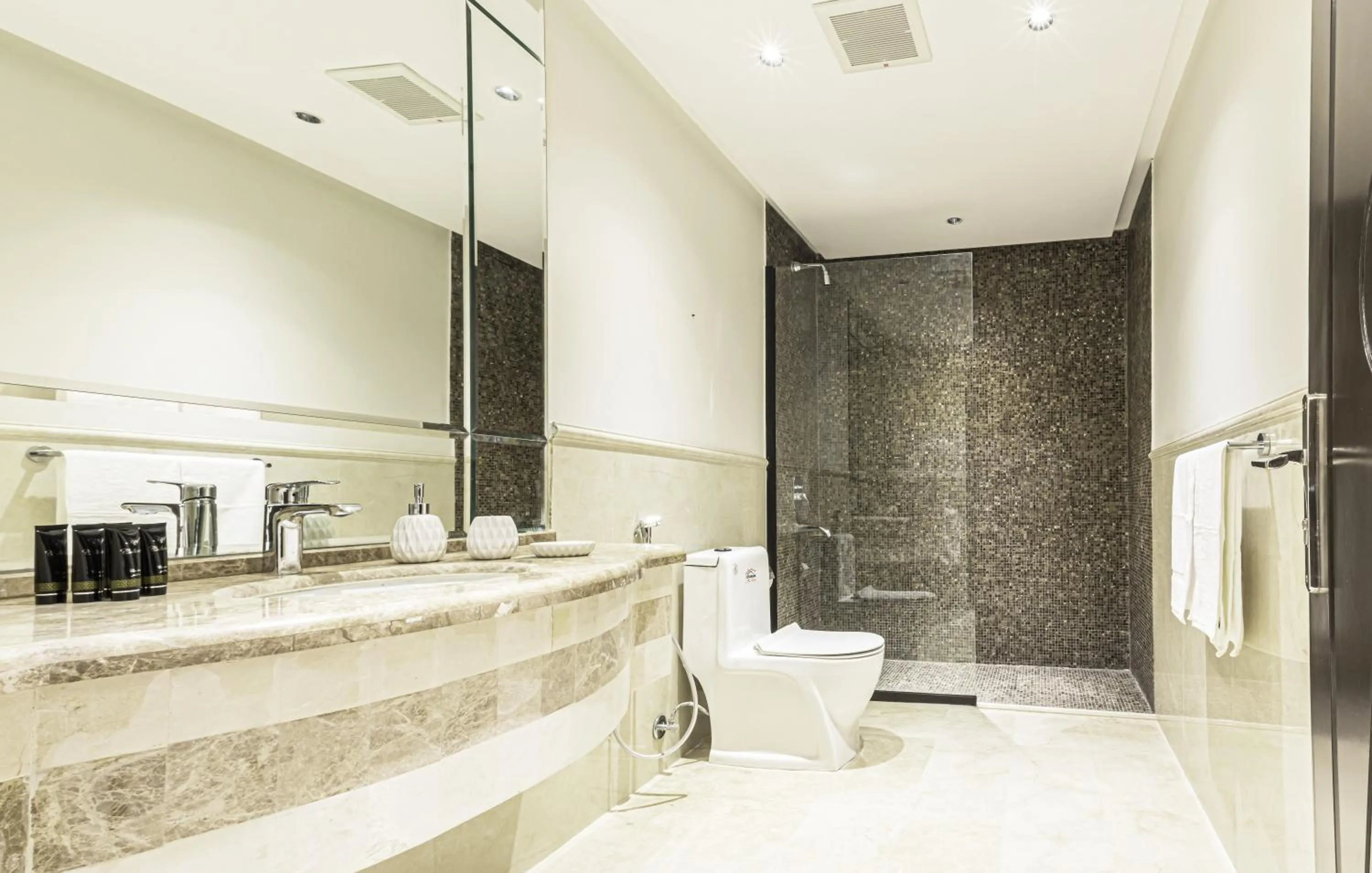 Bathroom in Stella Stays Olaya Tower 1