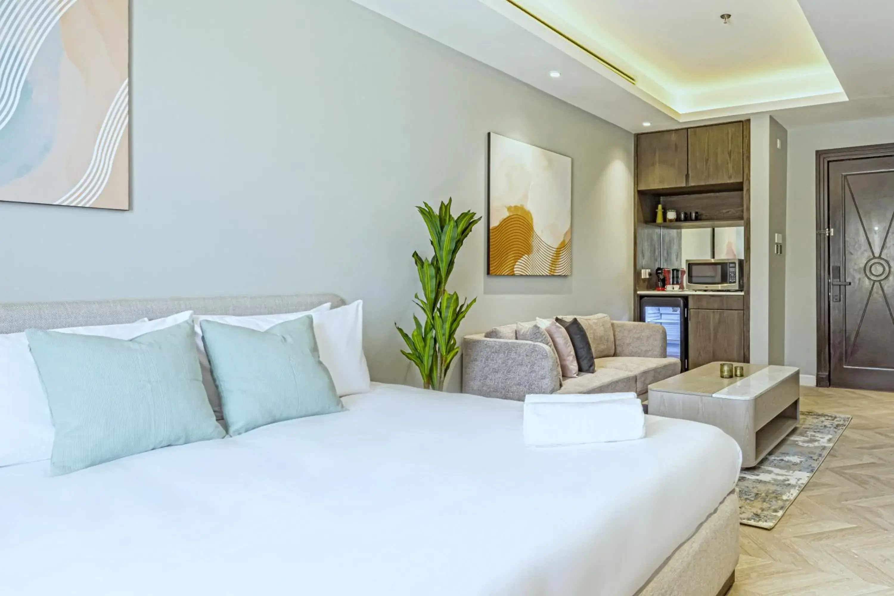 Seating area, Bed in Stella Stays Olaya Tower 1 Seating area, Bed in Stella Stays Olaya Tower 1