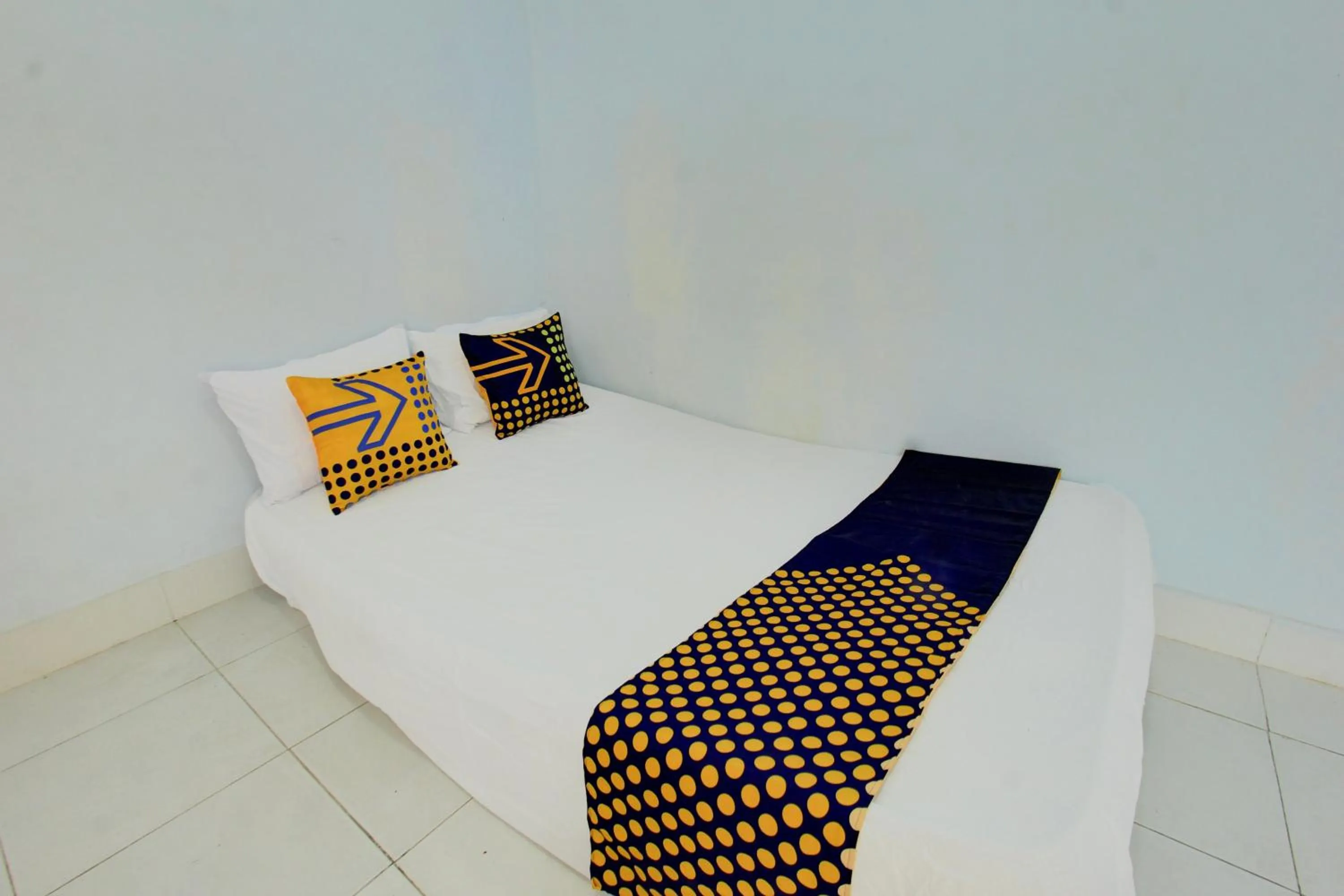 Bedroom in OYO Life 93015 Kos Anto