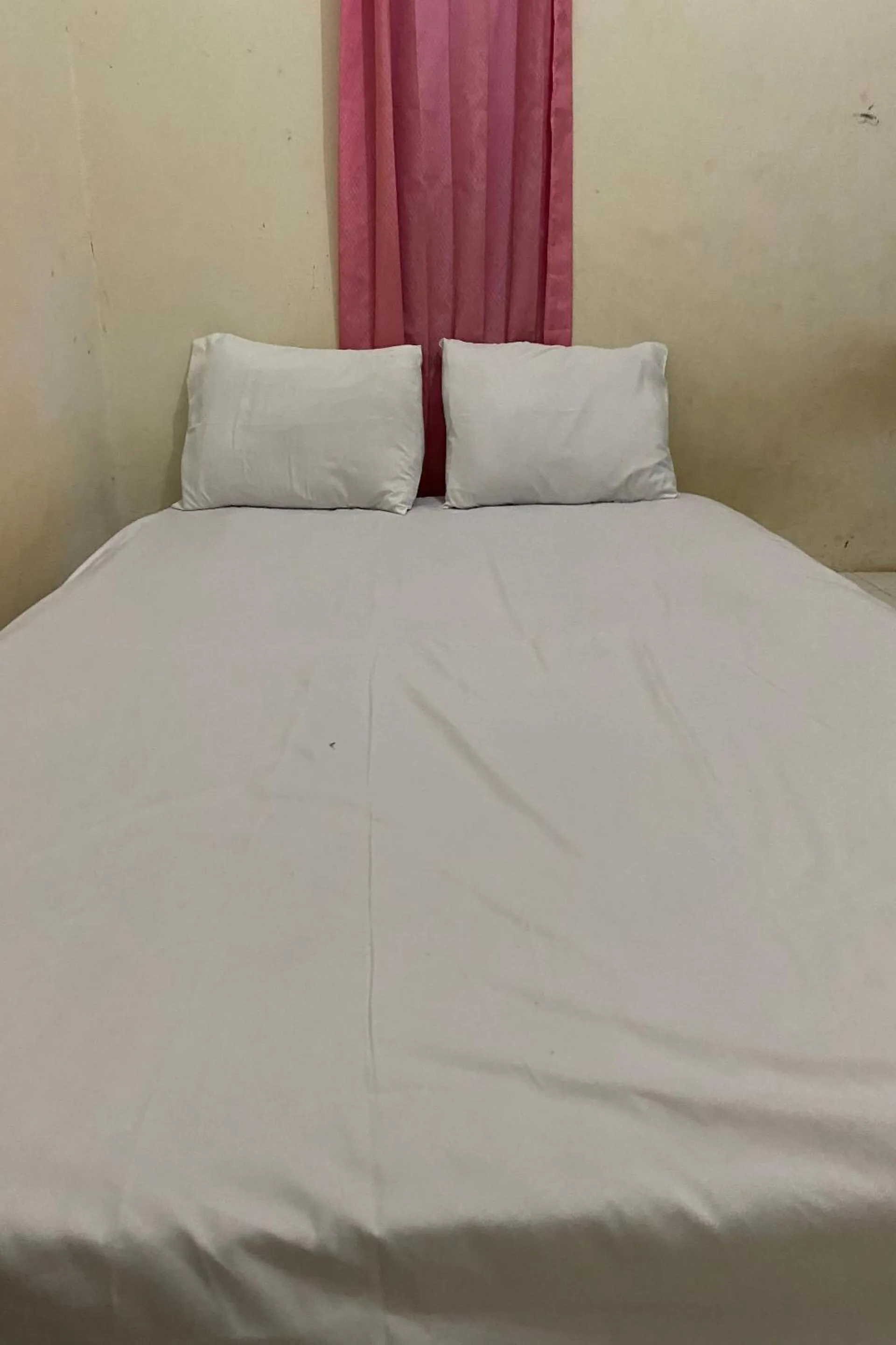 Bedroom, Bed in OYO Life 93259 Kos Kurnia