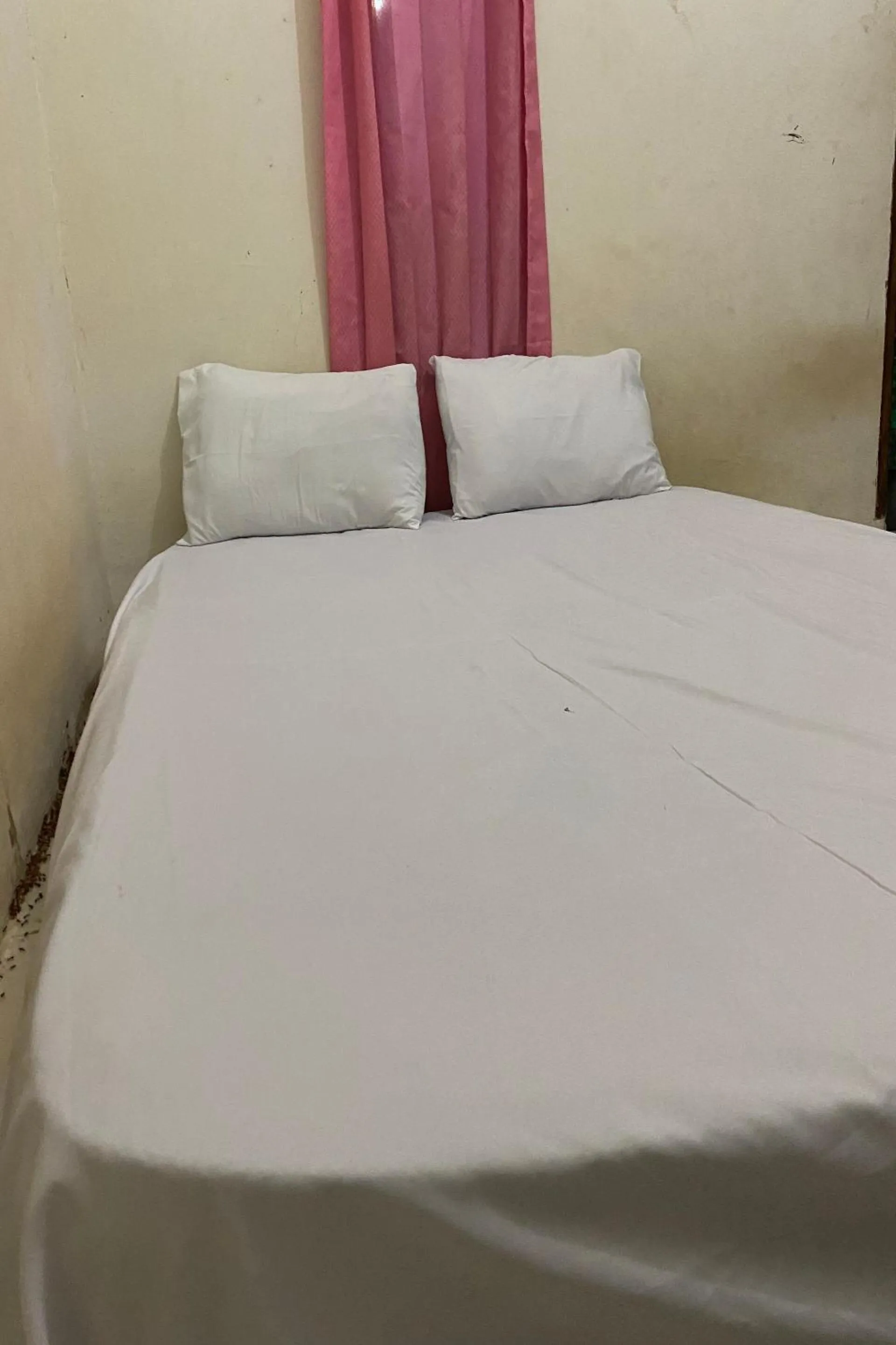 Bedroom, Bed in OYO Life 93259 Kos Kurnia