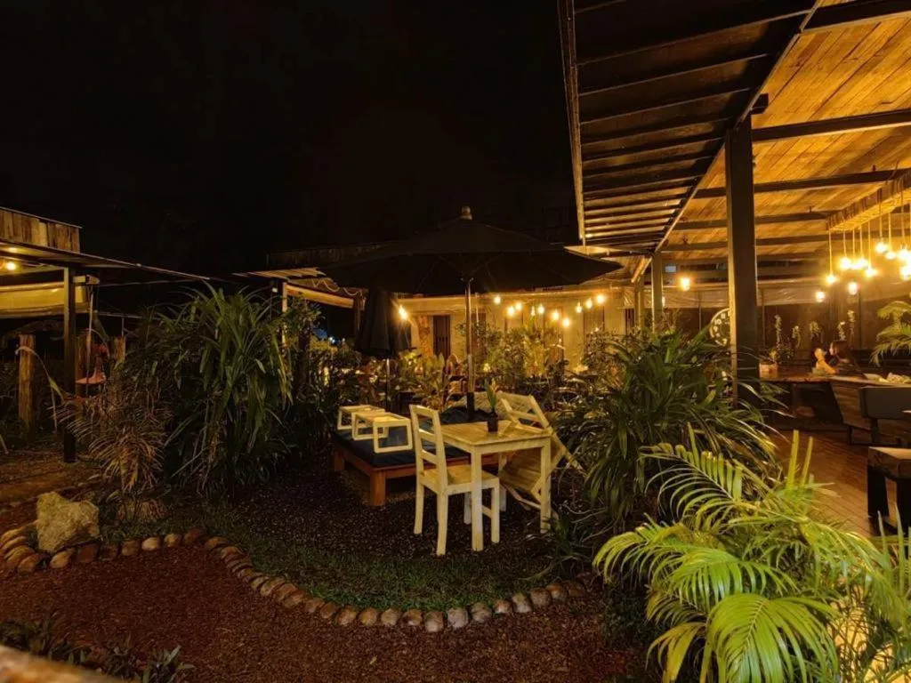 Restaurant/places to eat in The Willow Phangan