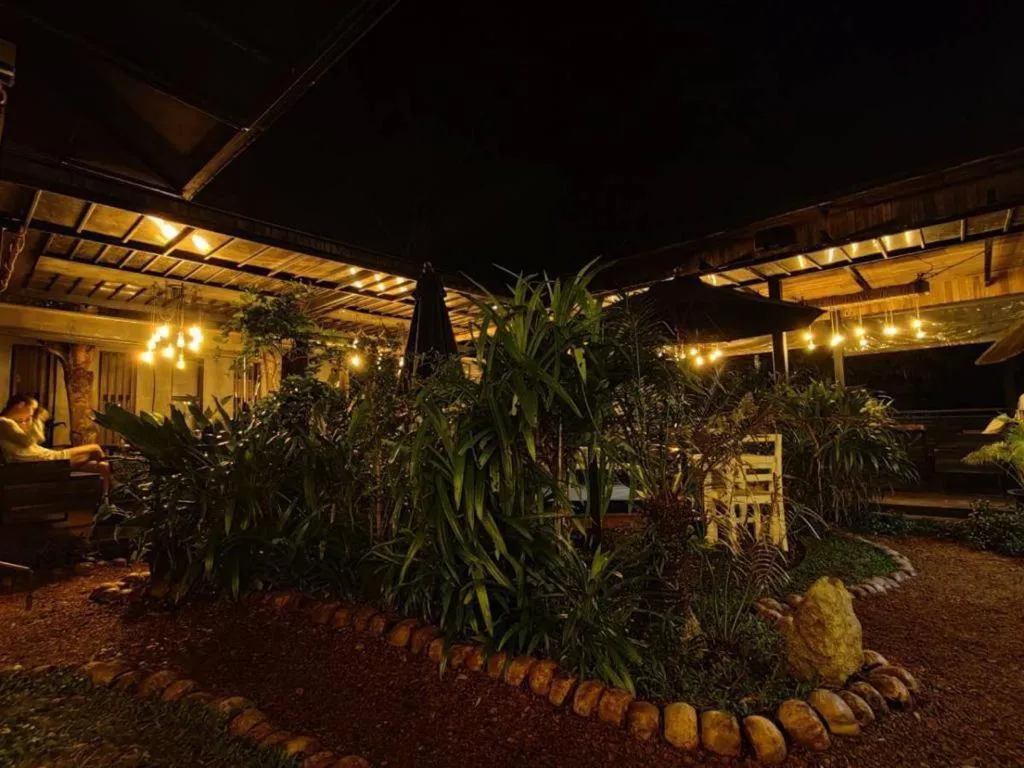 Restaurant/places to eat in The Willow Phangan