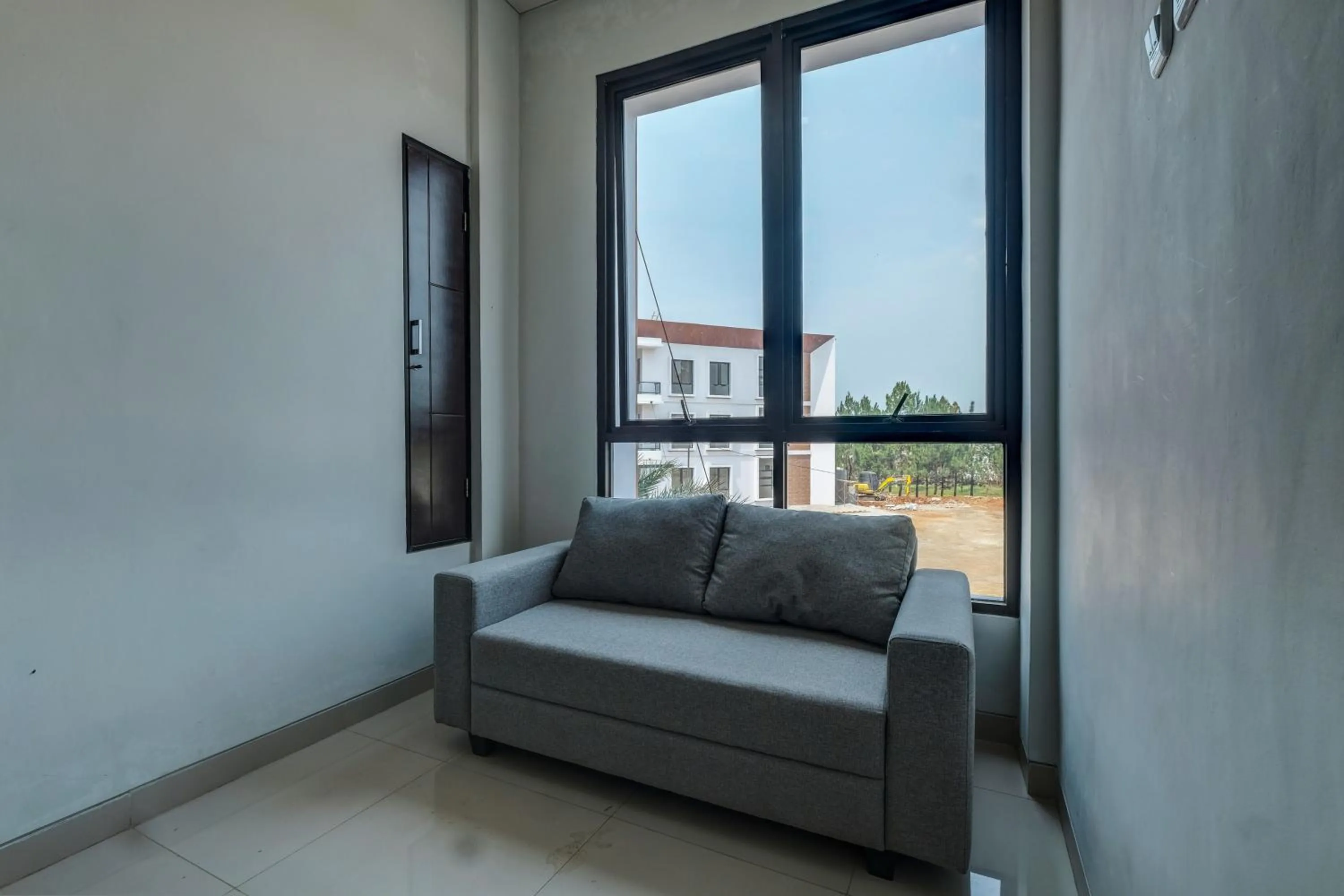 Bedroom in OYO Life 93289 Jelita Residence 2