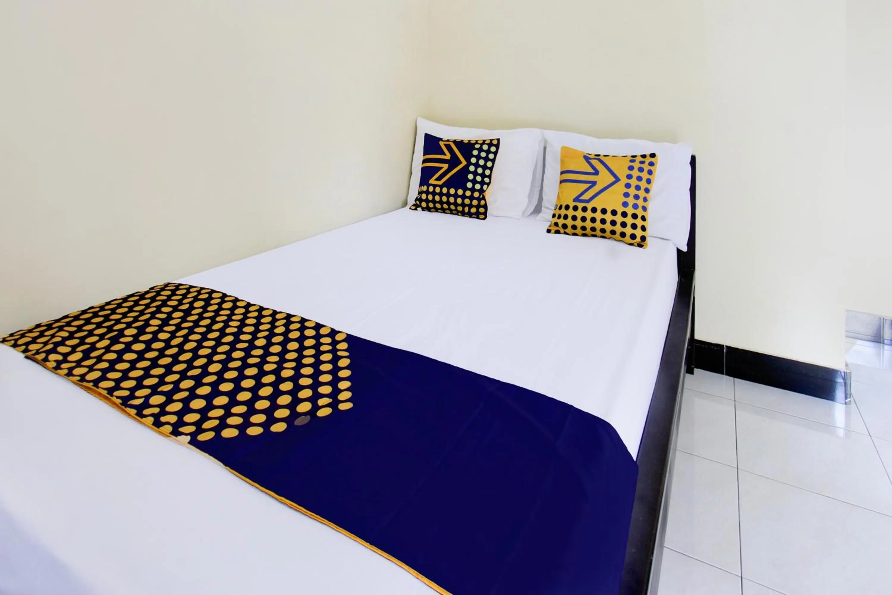 Bedroom, Bed in OYO Life 93257 Kos Anugerah