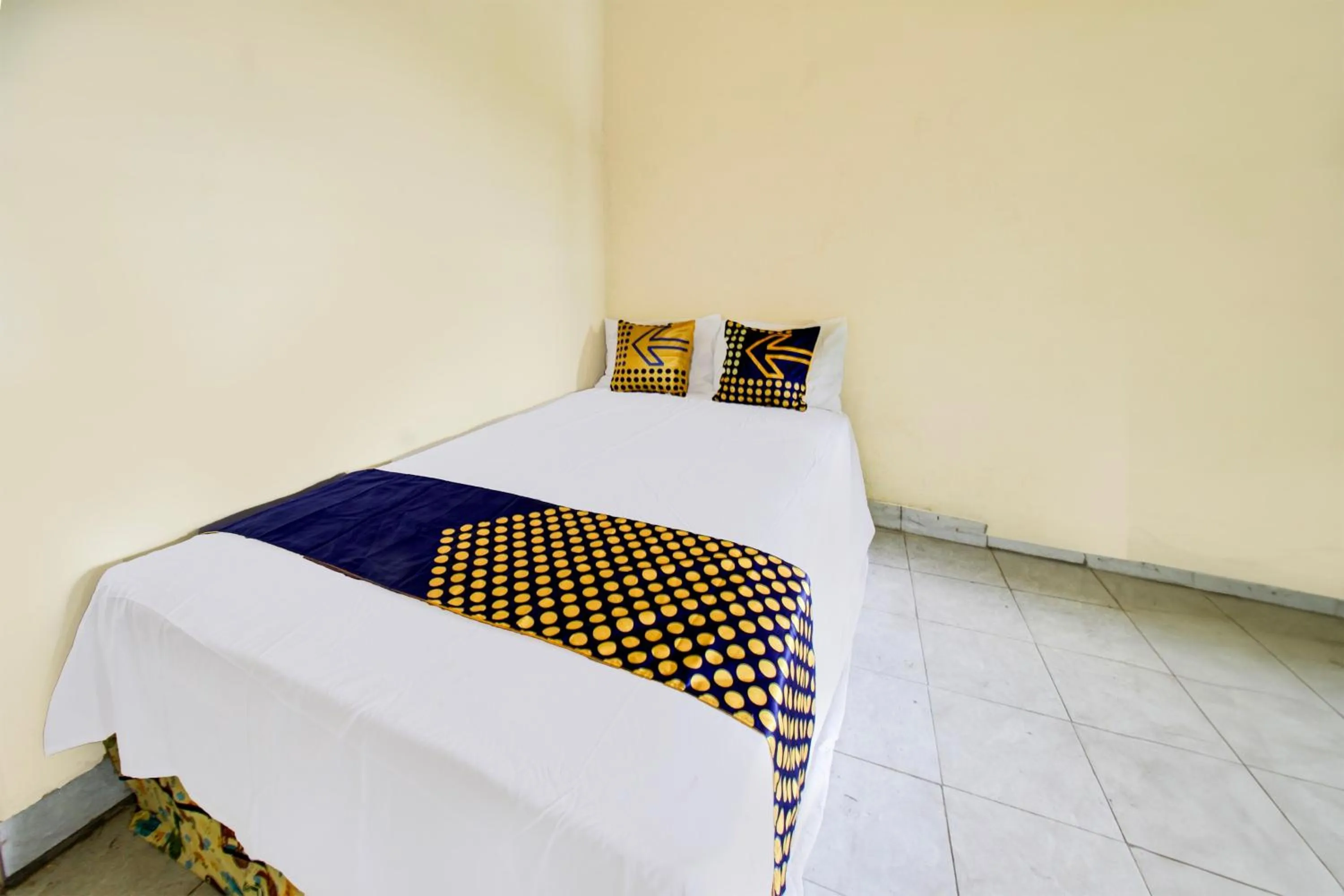 Bedroom, Bed in OYO Life 93256 Kos Meninting