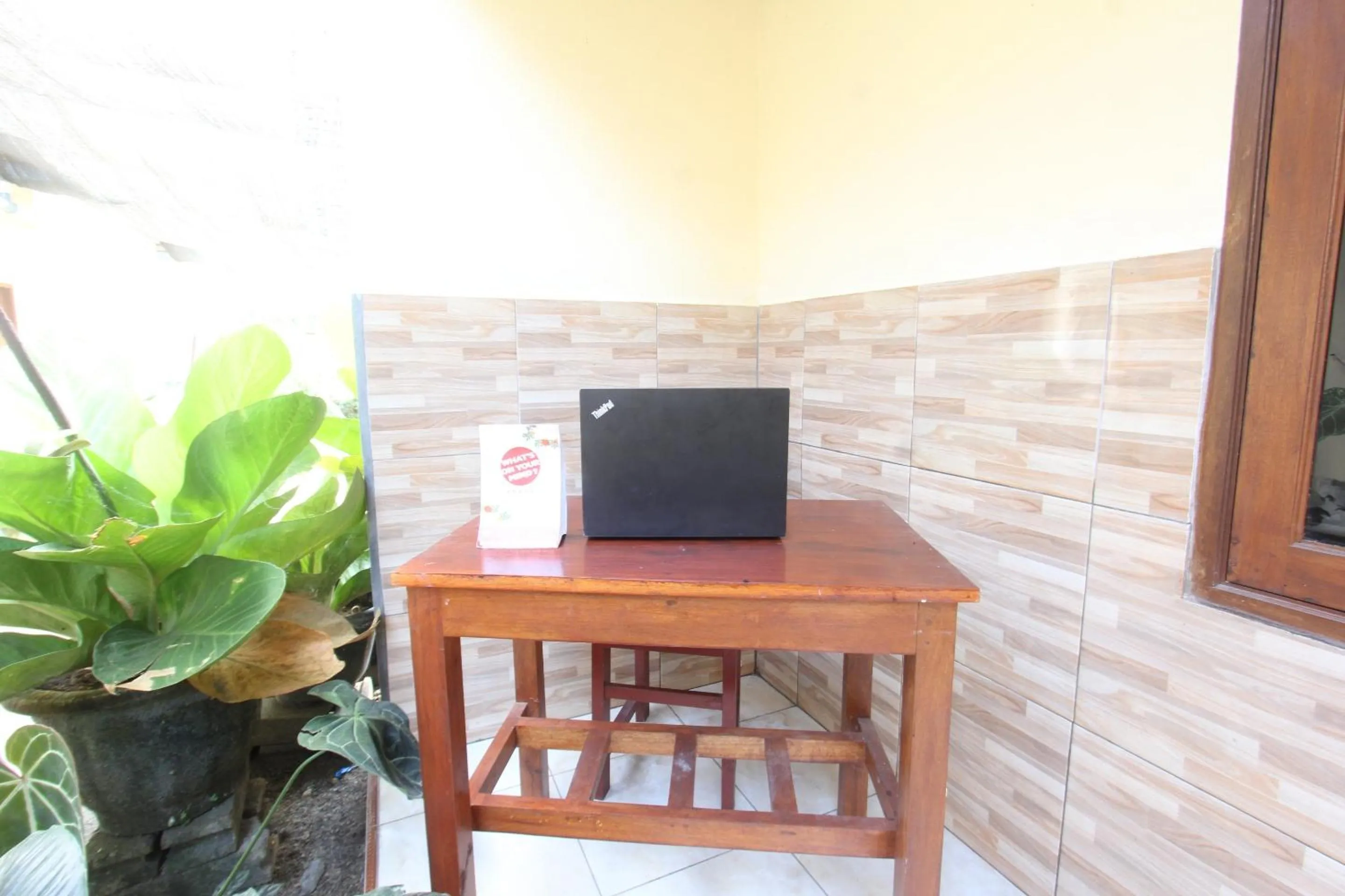 Lobby or reception in OYO Life 93403 Penginapan Adinda